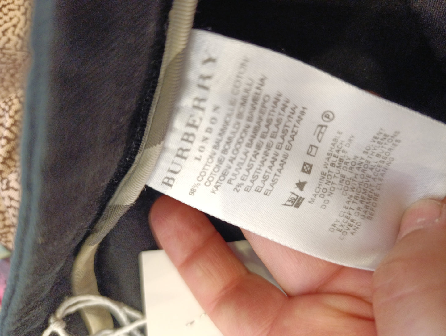 Pantalone Burberry tg 40 abbondante