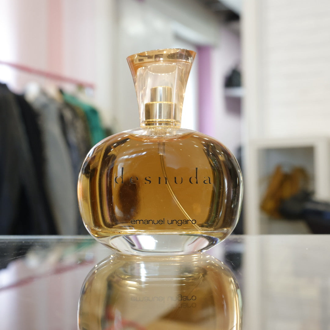 Profumo Ungaro 'desnuda'