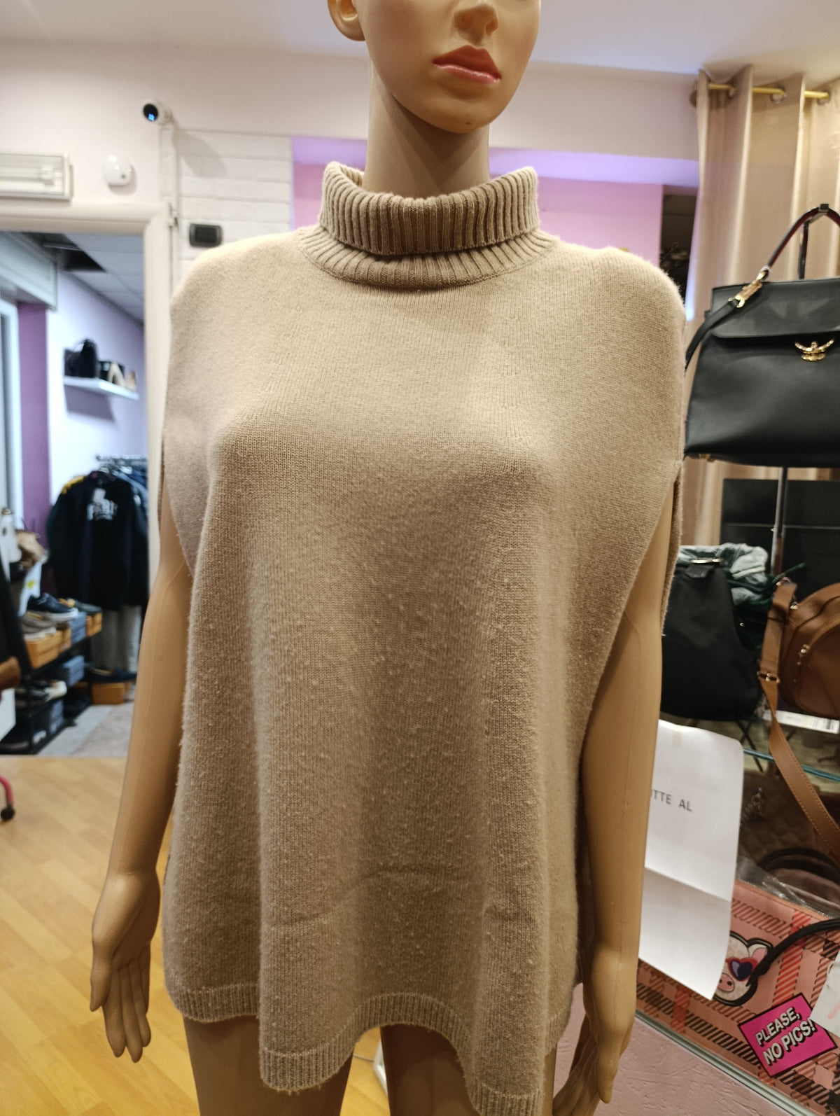 Maglione MaxMara tg U senza maniche