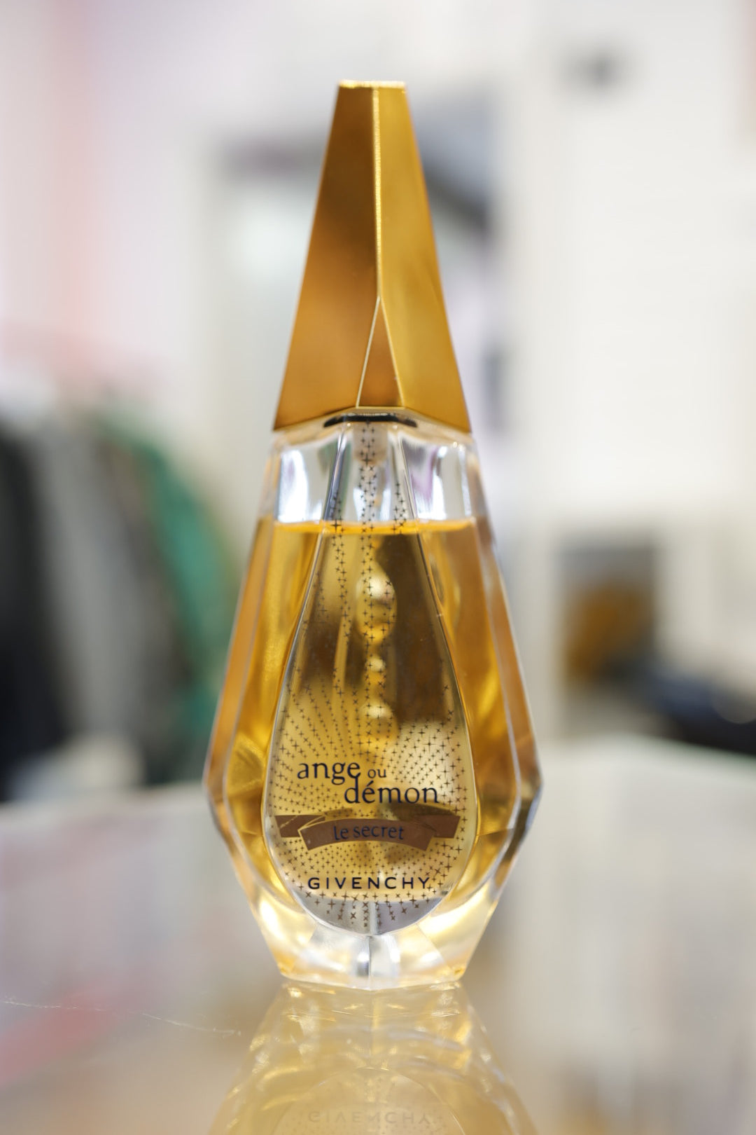 Profumo Givenchy 'auge ou demon' le secret