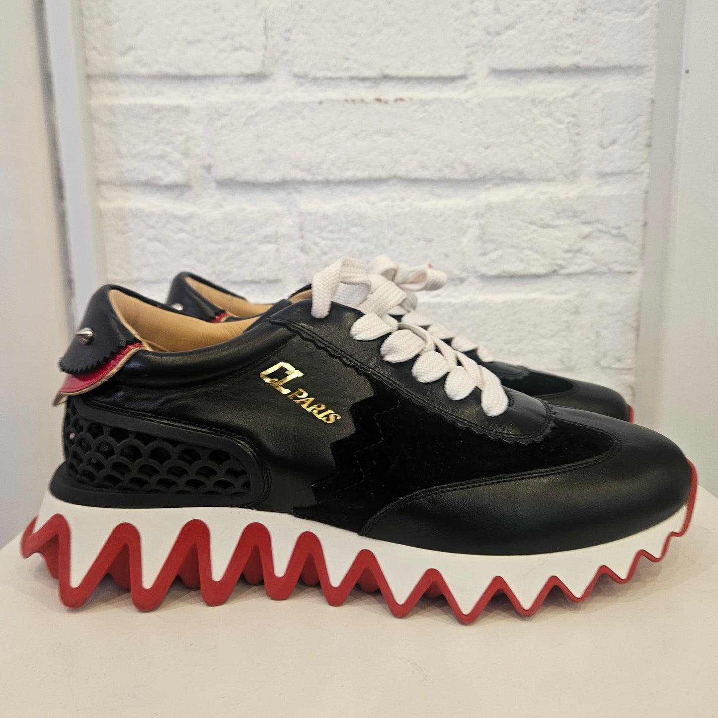 Shark Louboutin n 37,5
