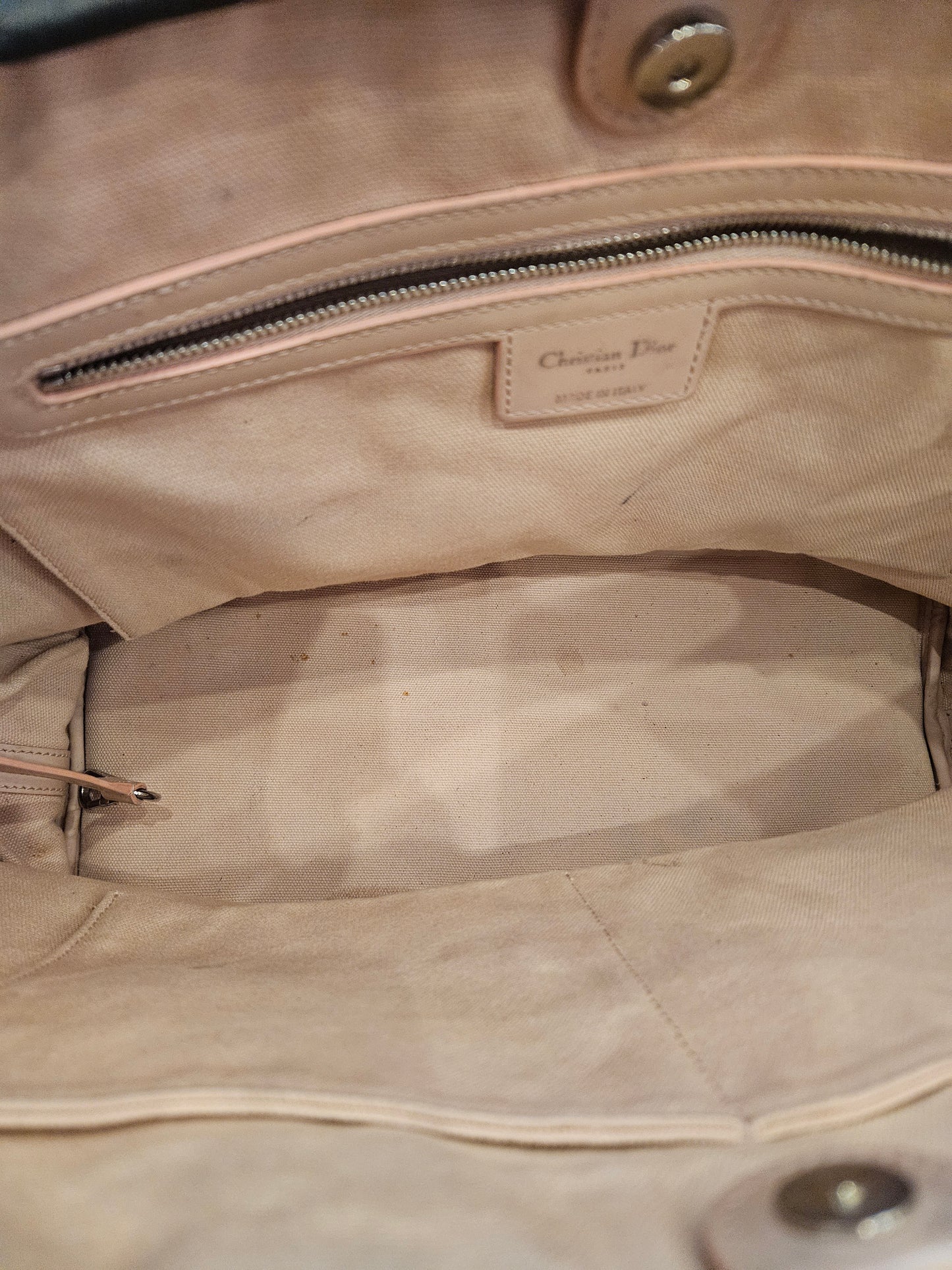 Borsa Dior riverniciata