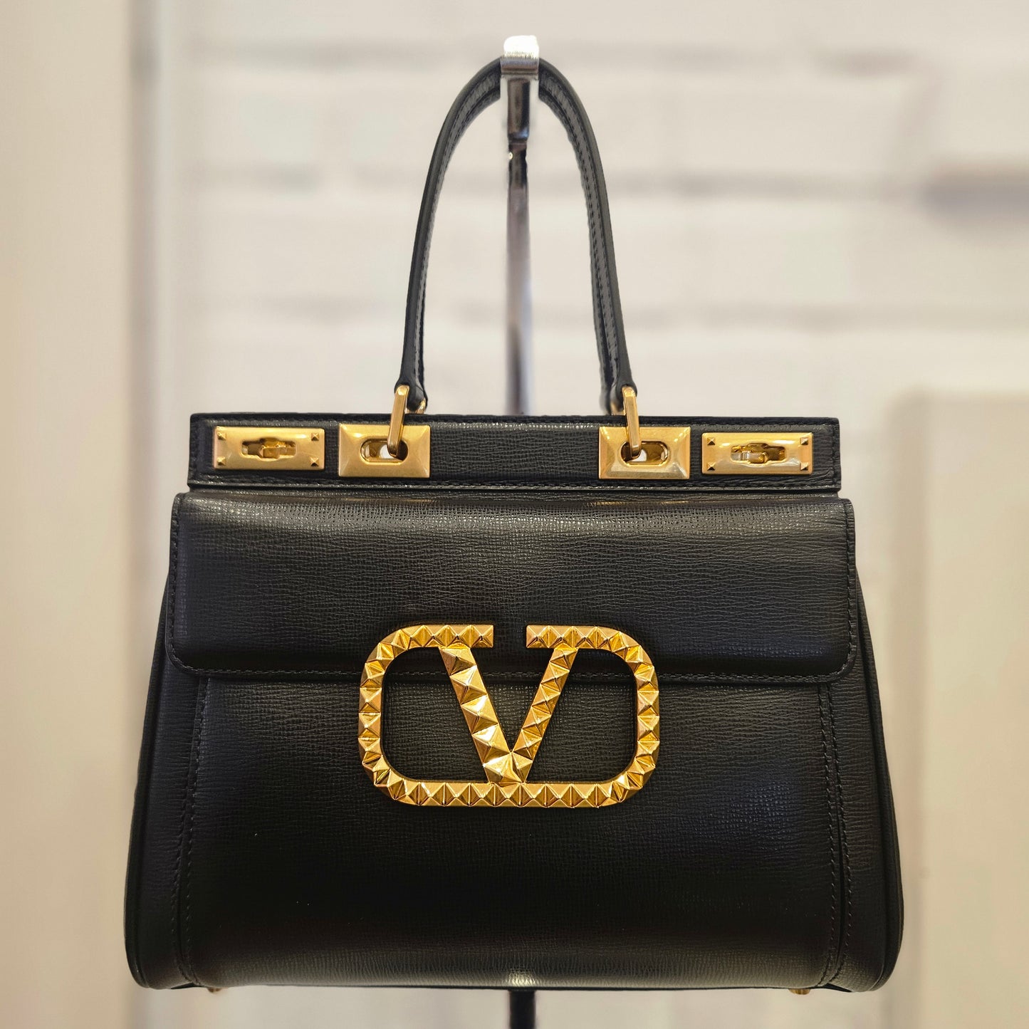 Valentino Alcove Rockstud