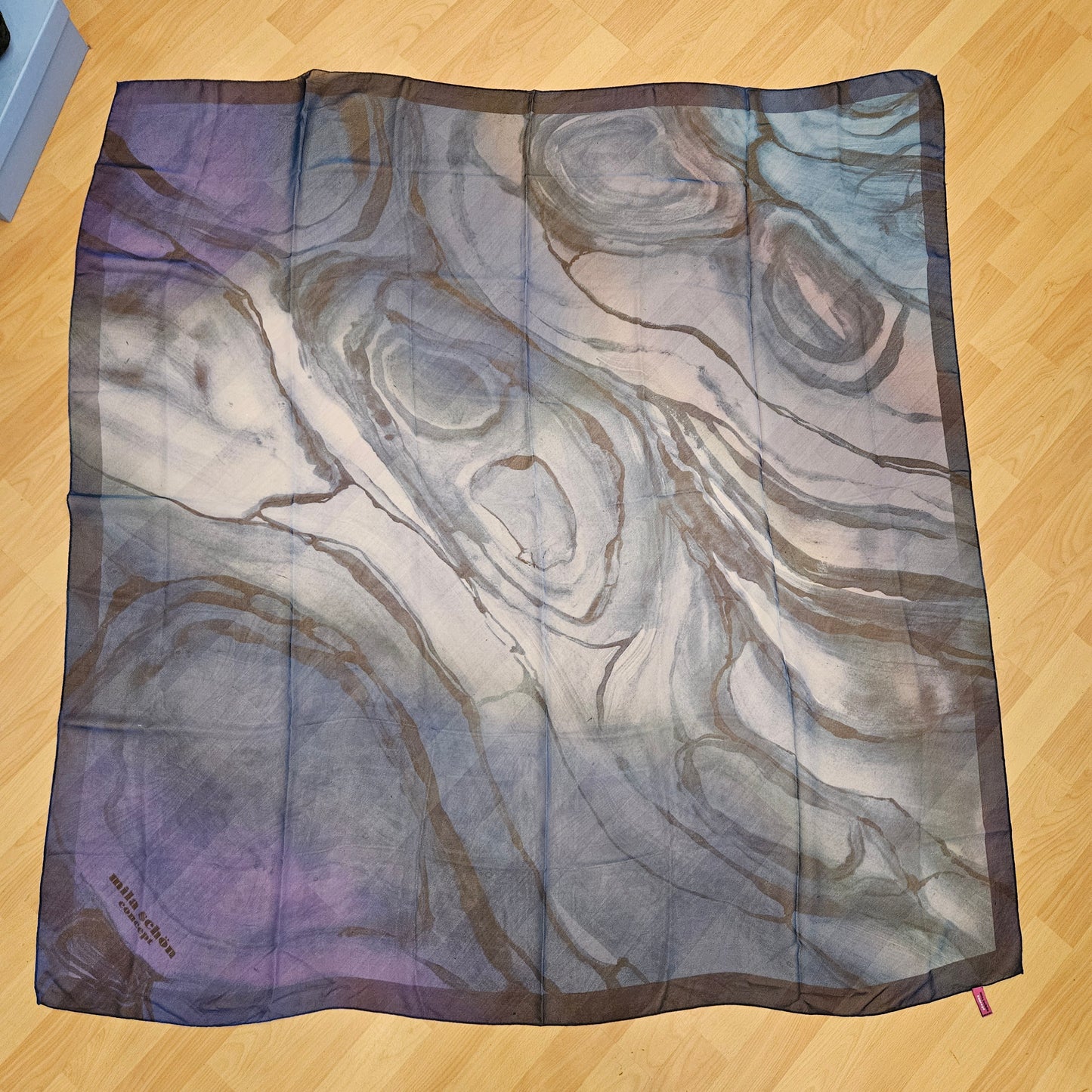 Maxi Foulard Mila Schön