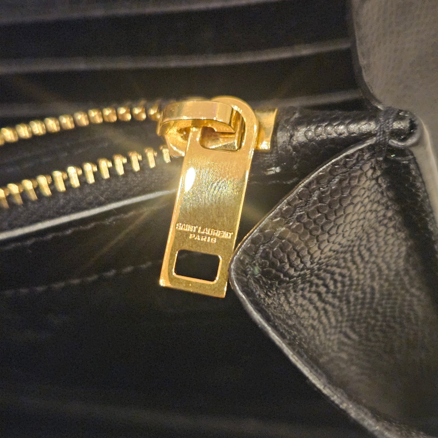 Pochette Cassandre Saint Laurent