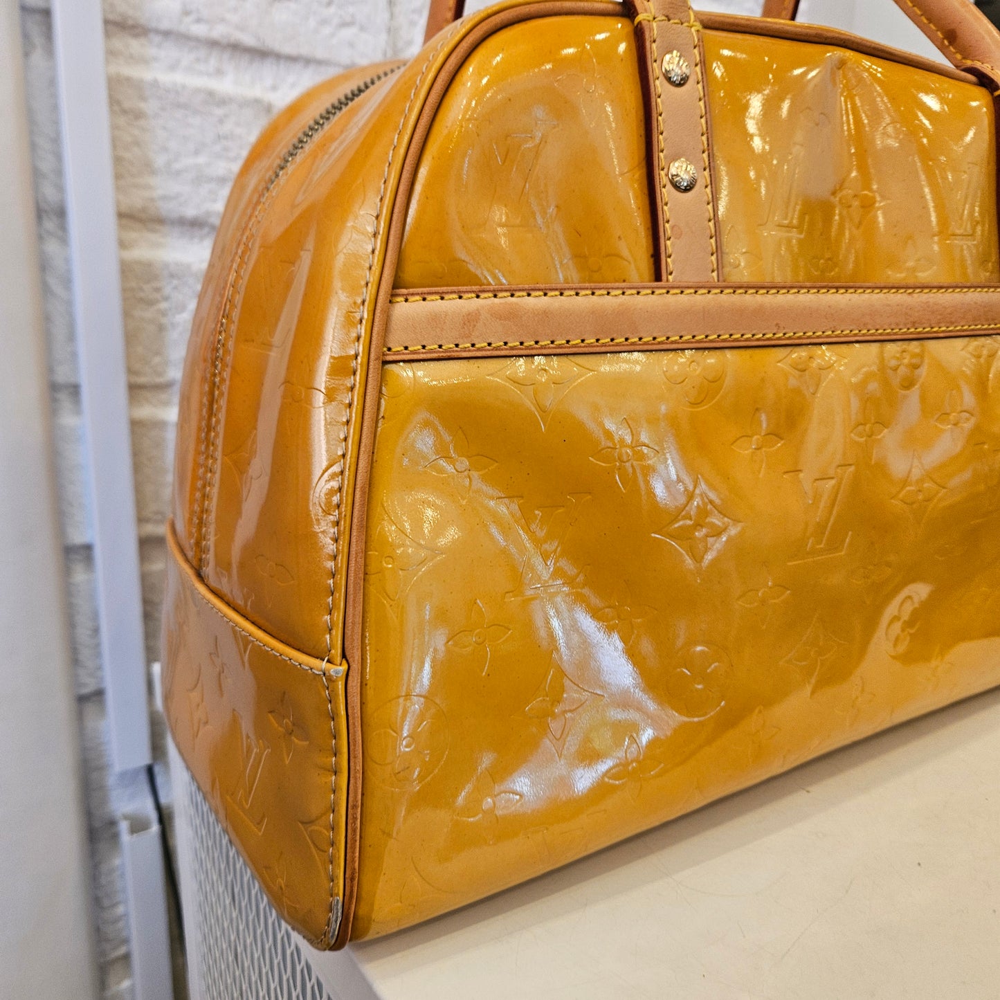 Louis Vuitton Tompkins Square (2002)