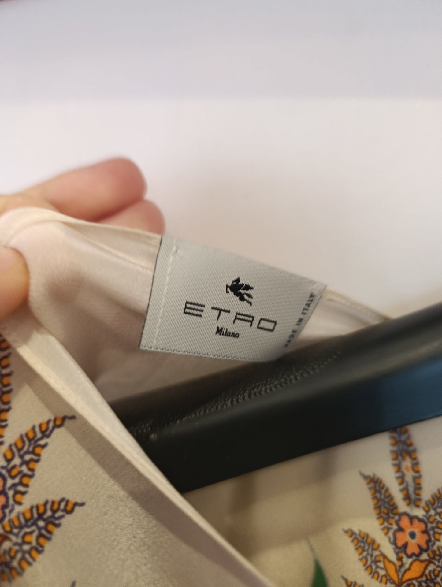 Mantella etro in pura seta nuova con cartellino