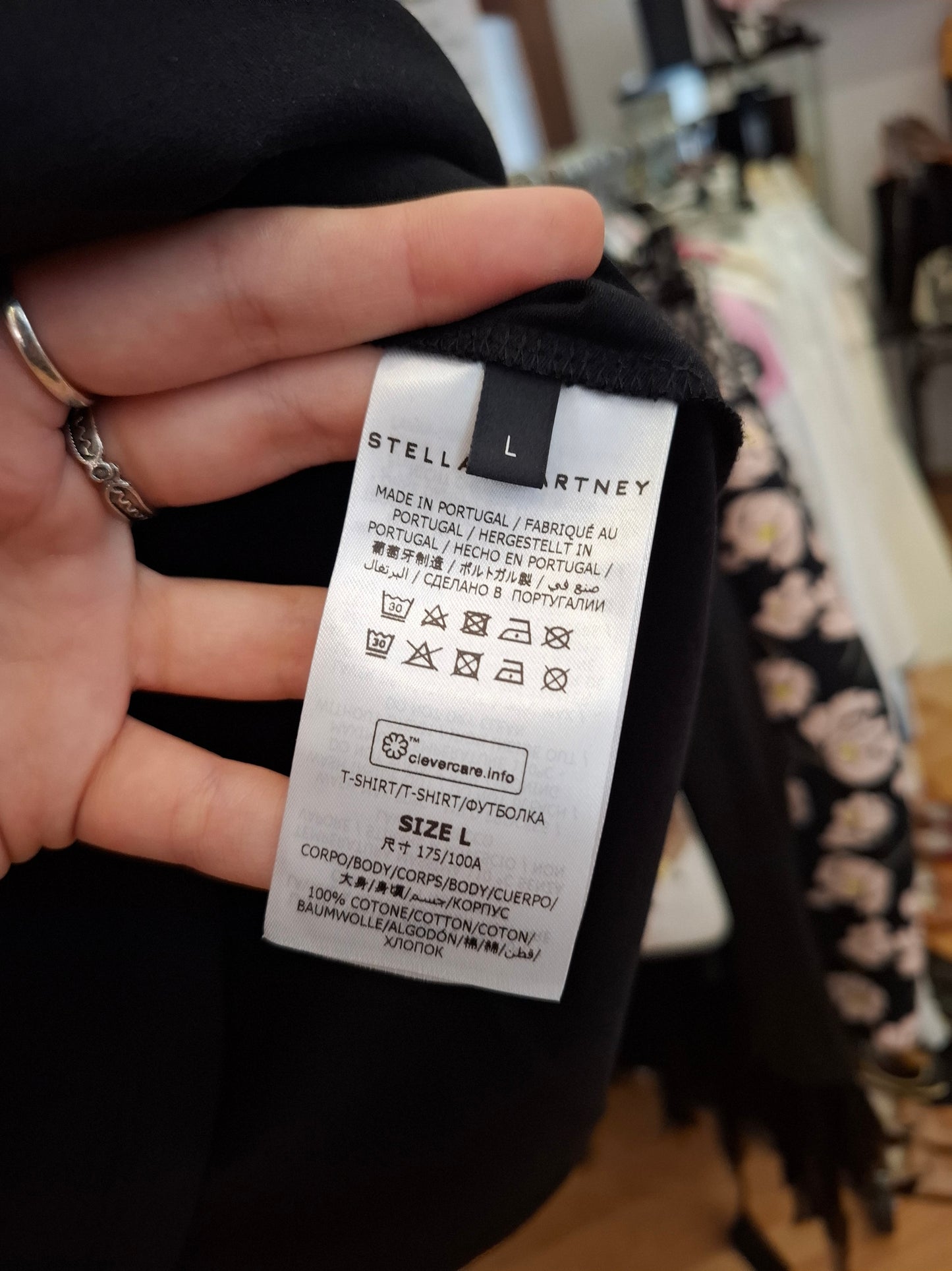 T-shirt stella mccartney tg L nuova uniform