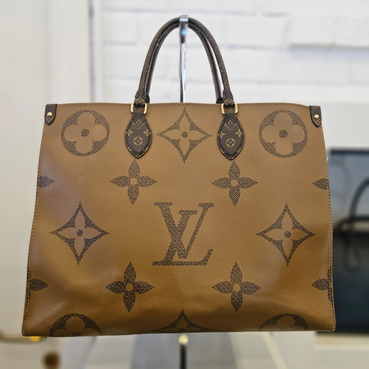 Louis Vuitton OnTheGo GM