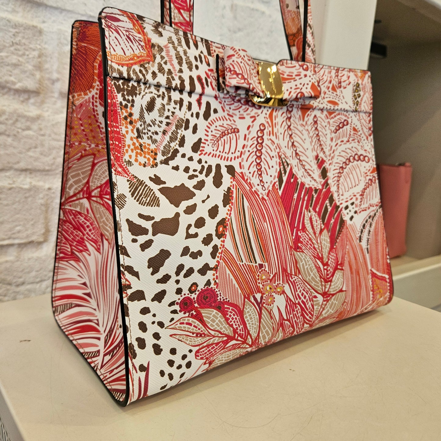 Vara Tote Ferragamo pari al nuovo