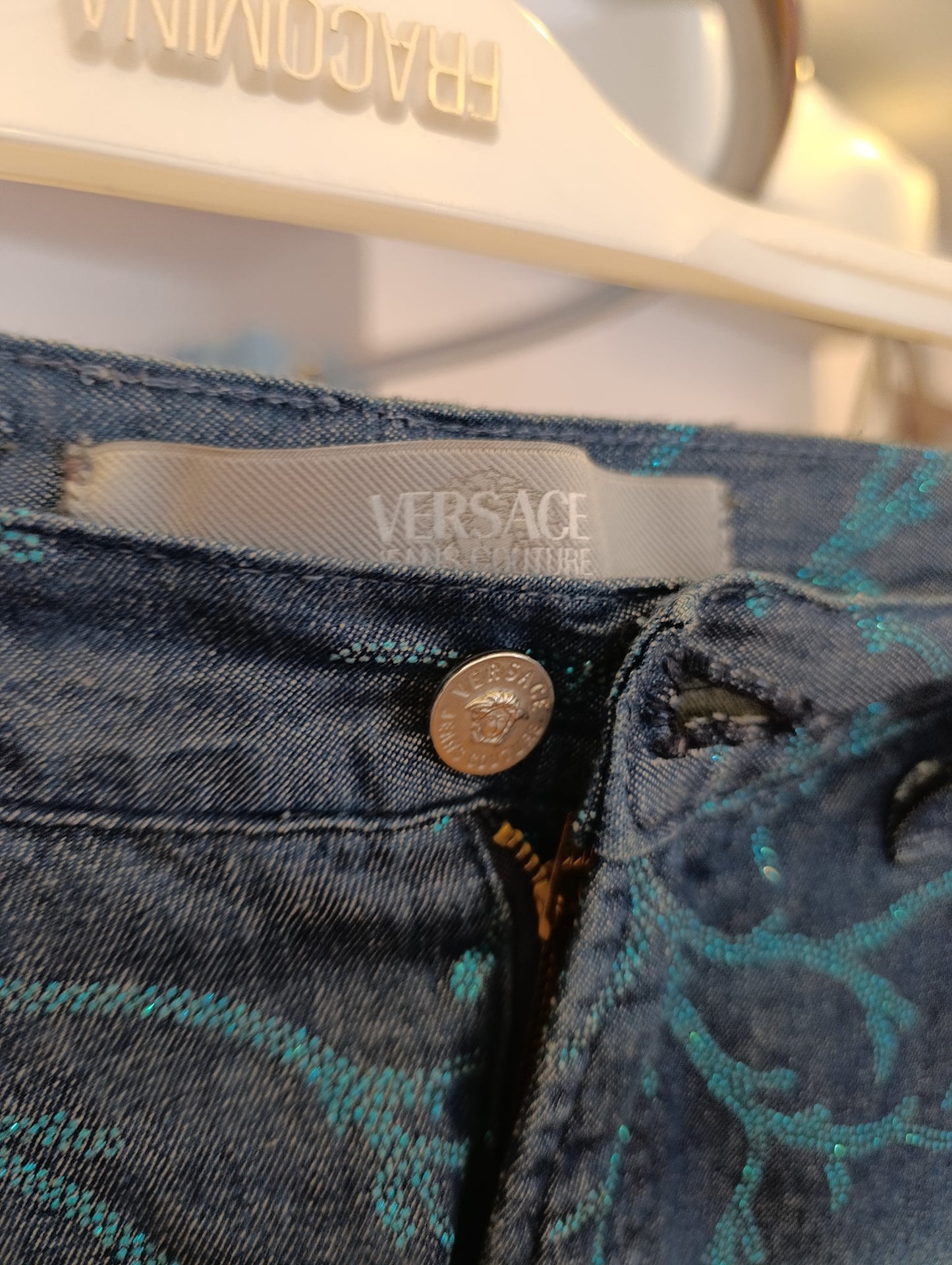Jeans Versace tg 40 con strass