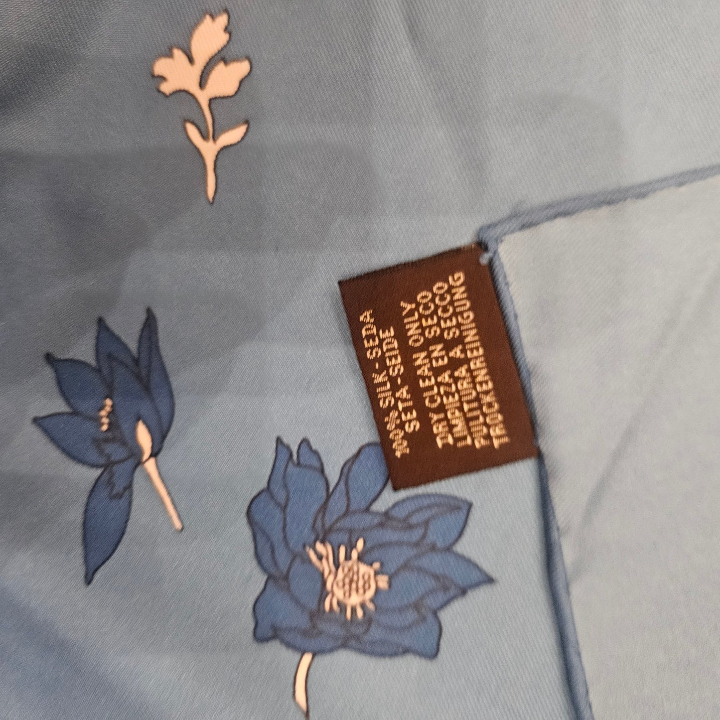 Foulard Hermès Robe Legère