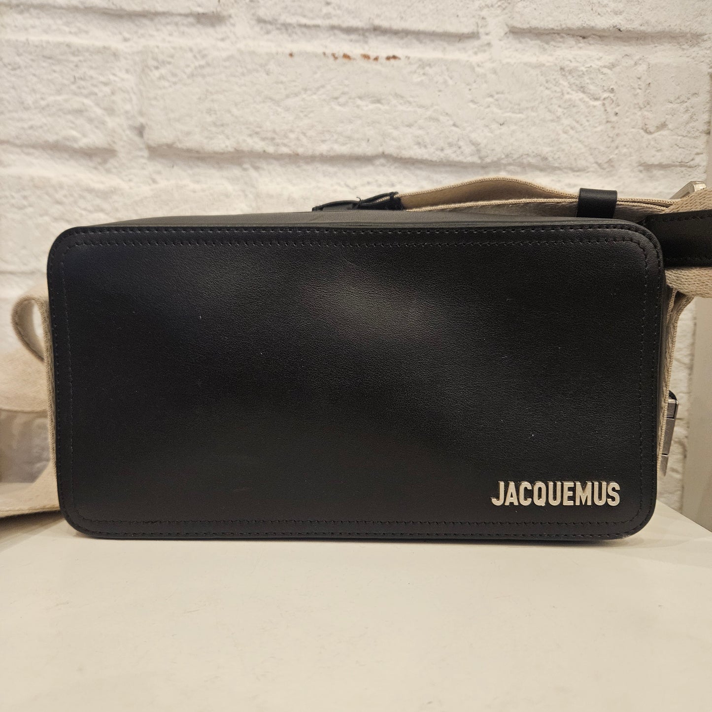 Tracollina Jacquemus