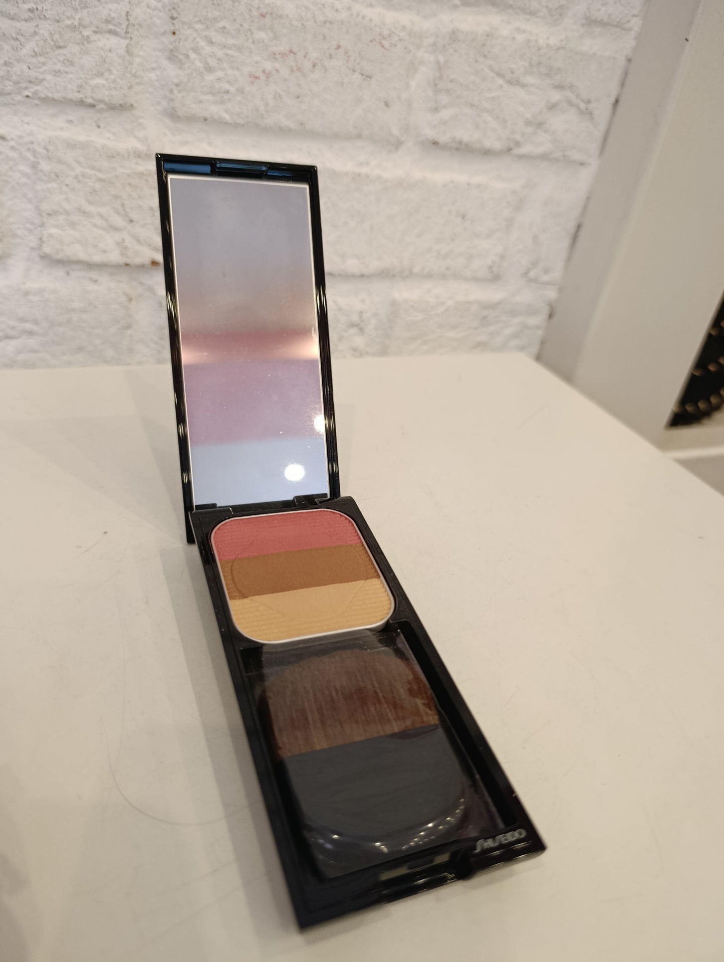 Palette shiseido face color enhancing trio