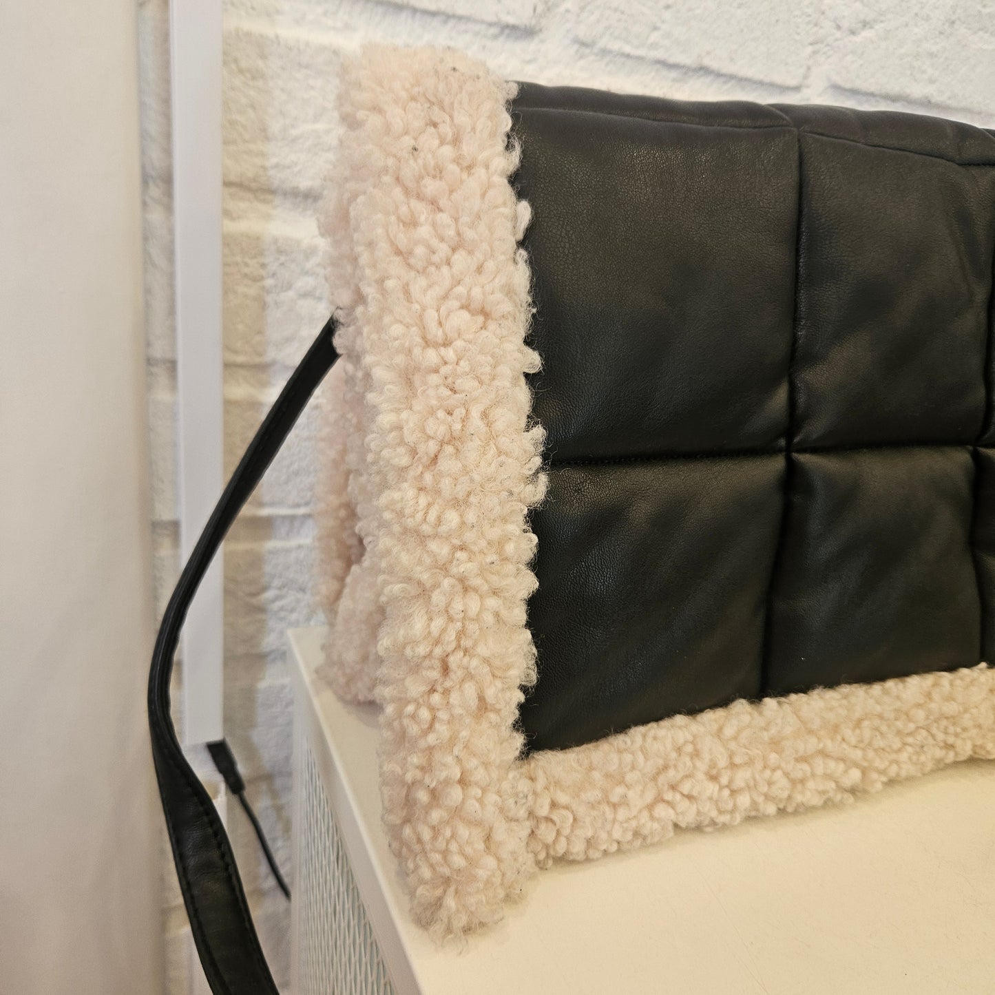 Borsa Stand Studio