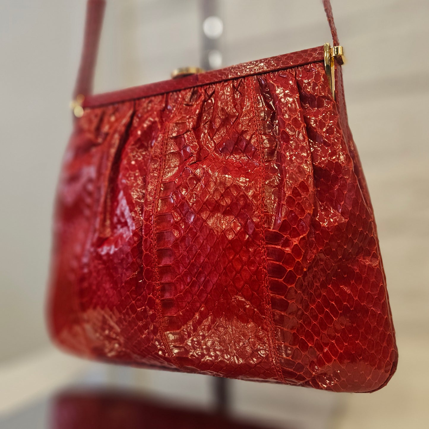 Tracollina vintage Ferragamo