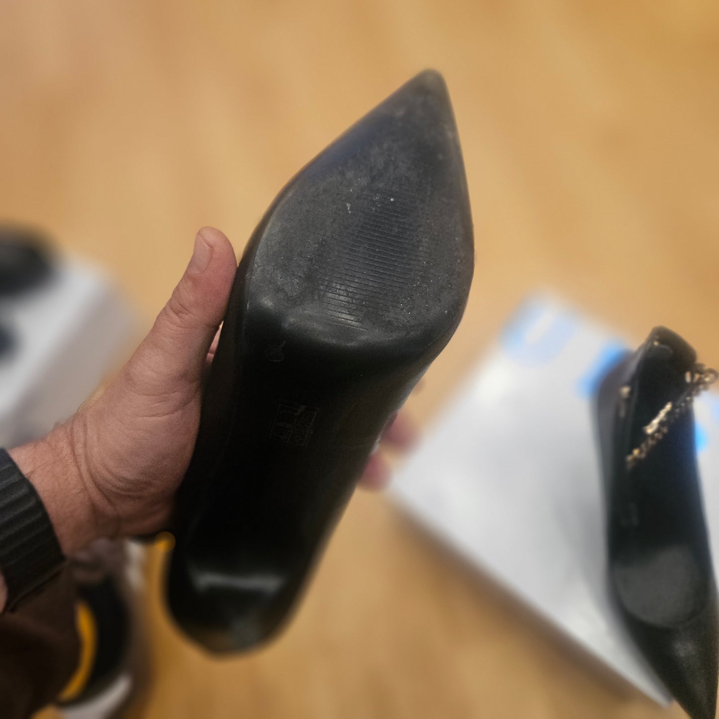 Décolleté Guess n 41