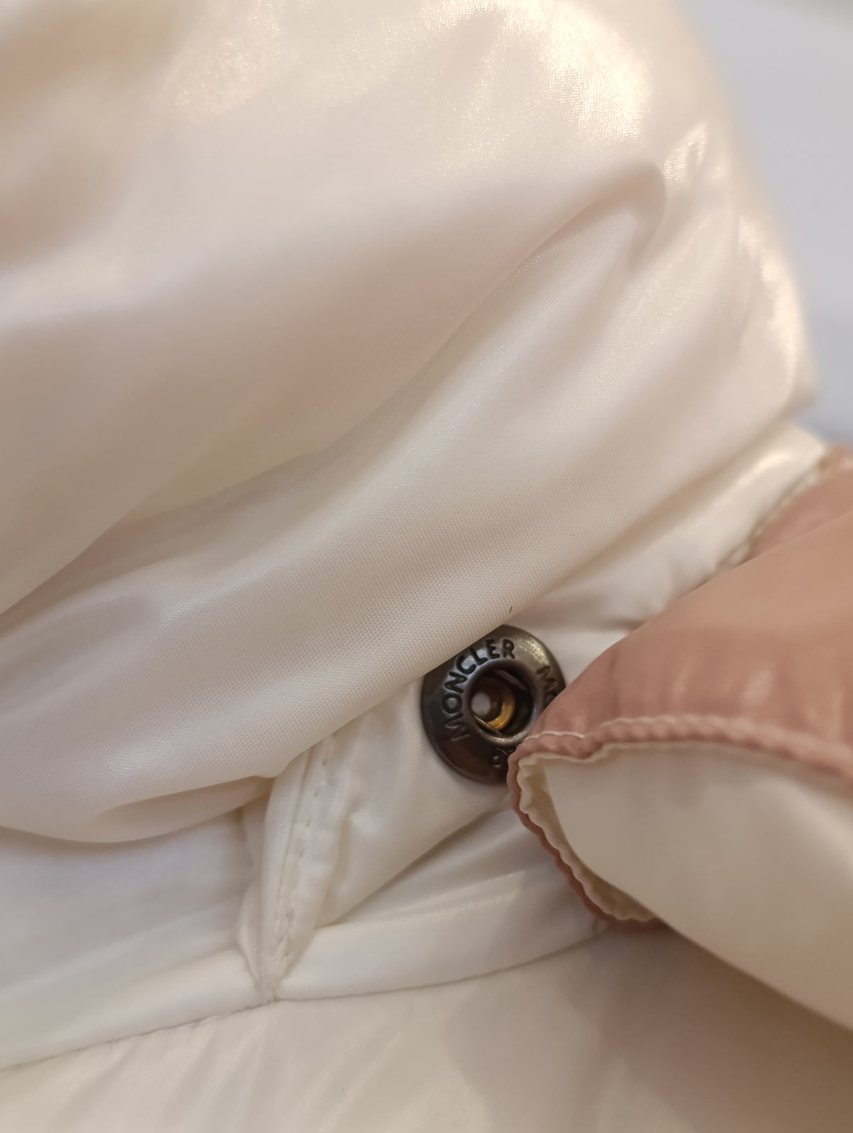 Piumino Moncler nuovo tg 40