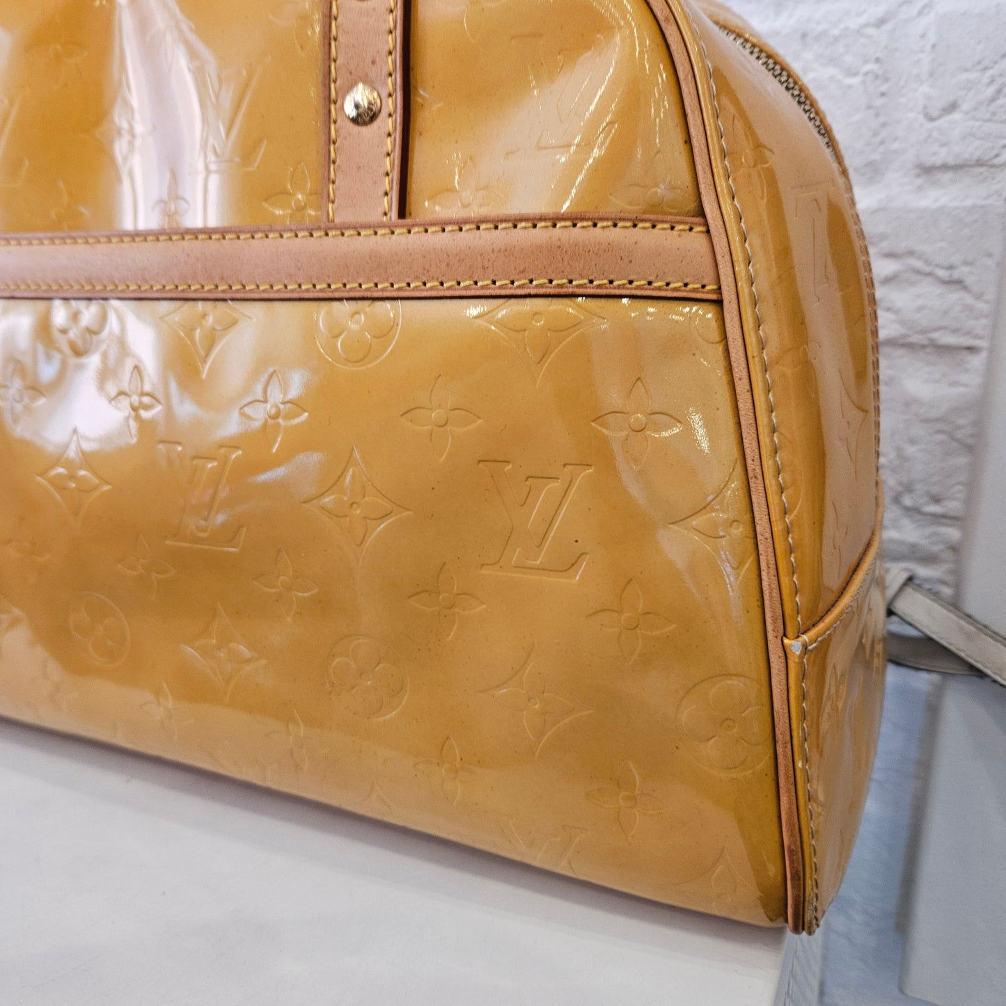 Louis Vuitton Tompkins Square (2002)