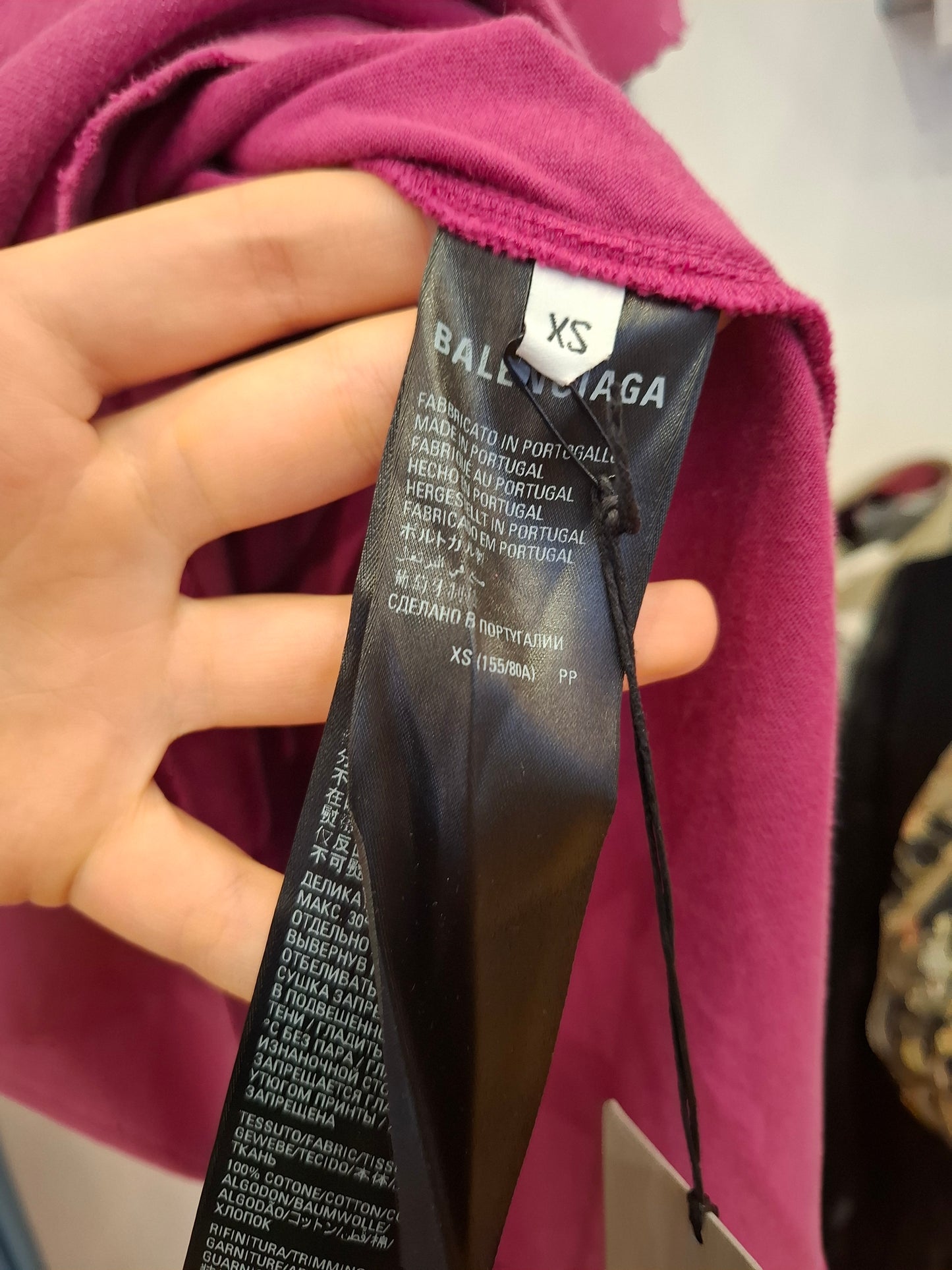 T-shirt Balenciaga tg xs nuova con cartellino unisex