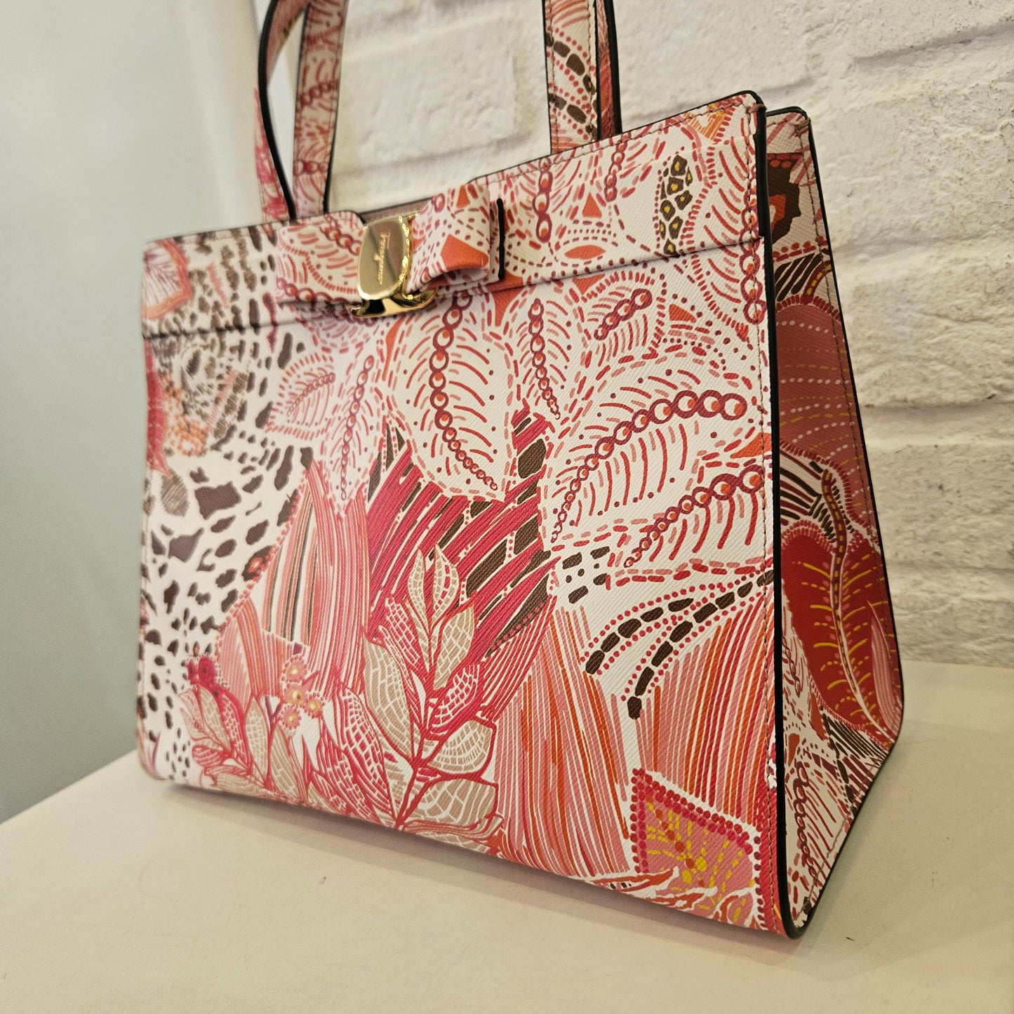 Vara Tote Ferragamo pari al nuovo