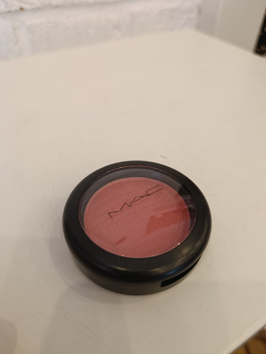 Blush Mac peachykeen
