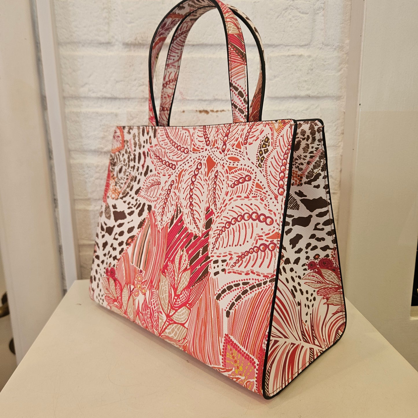 Vara Tote Ferragamo pari al nuovo