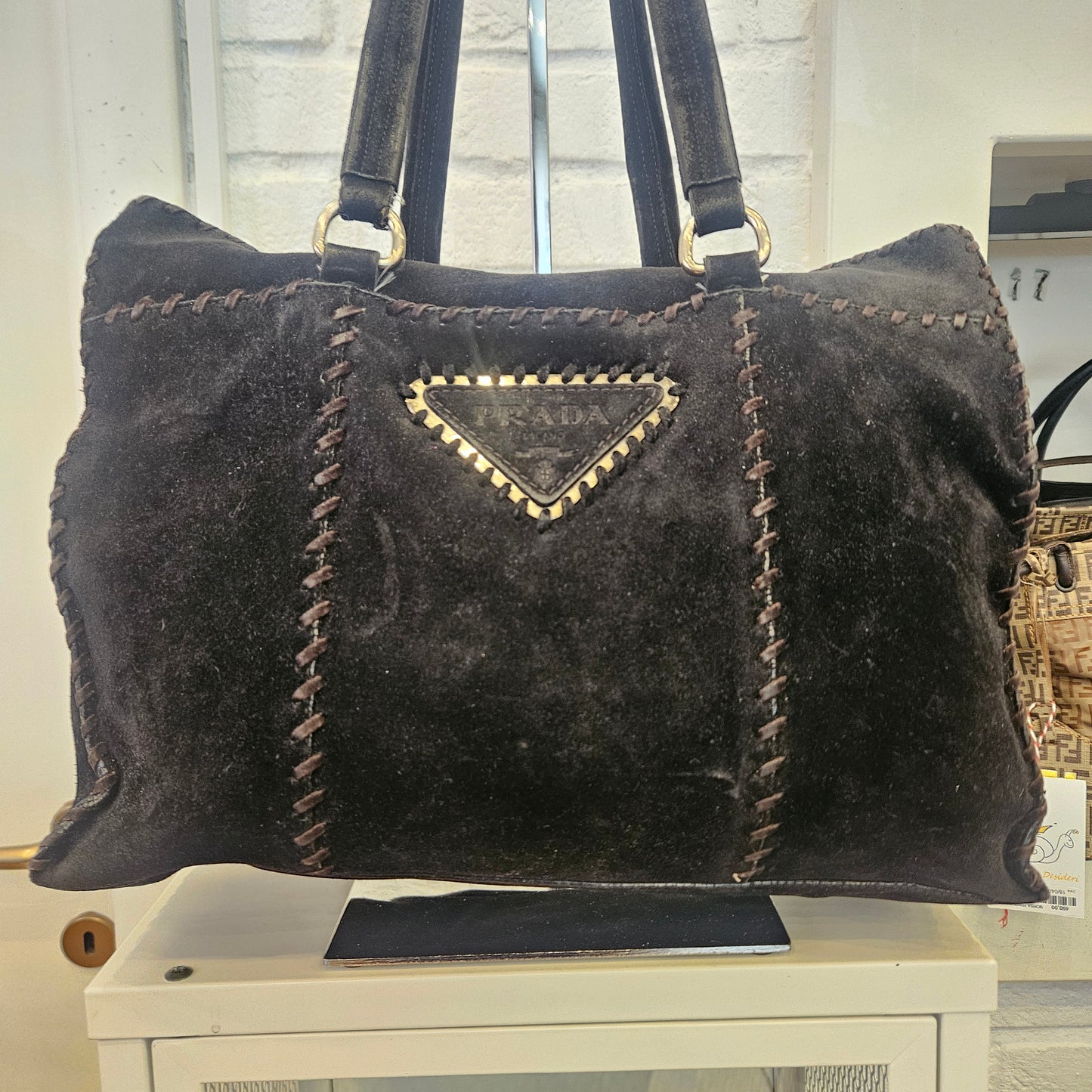 Borsa Prada in camoscio