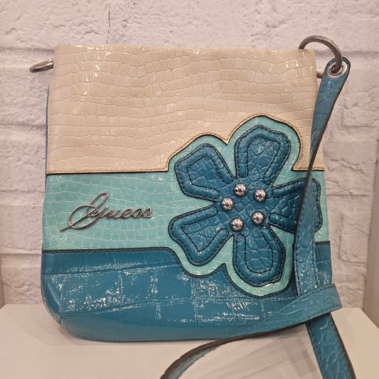 Tracollina Guess