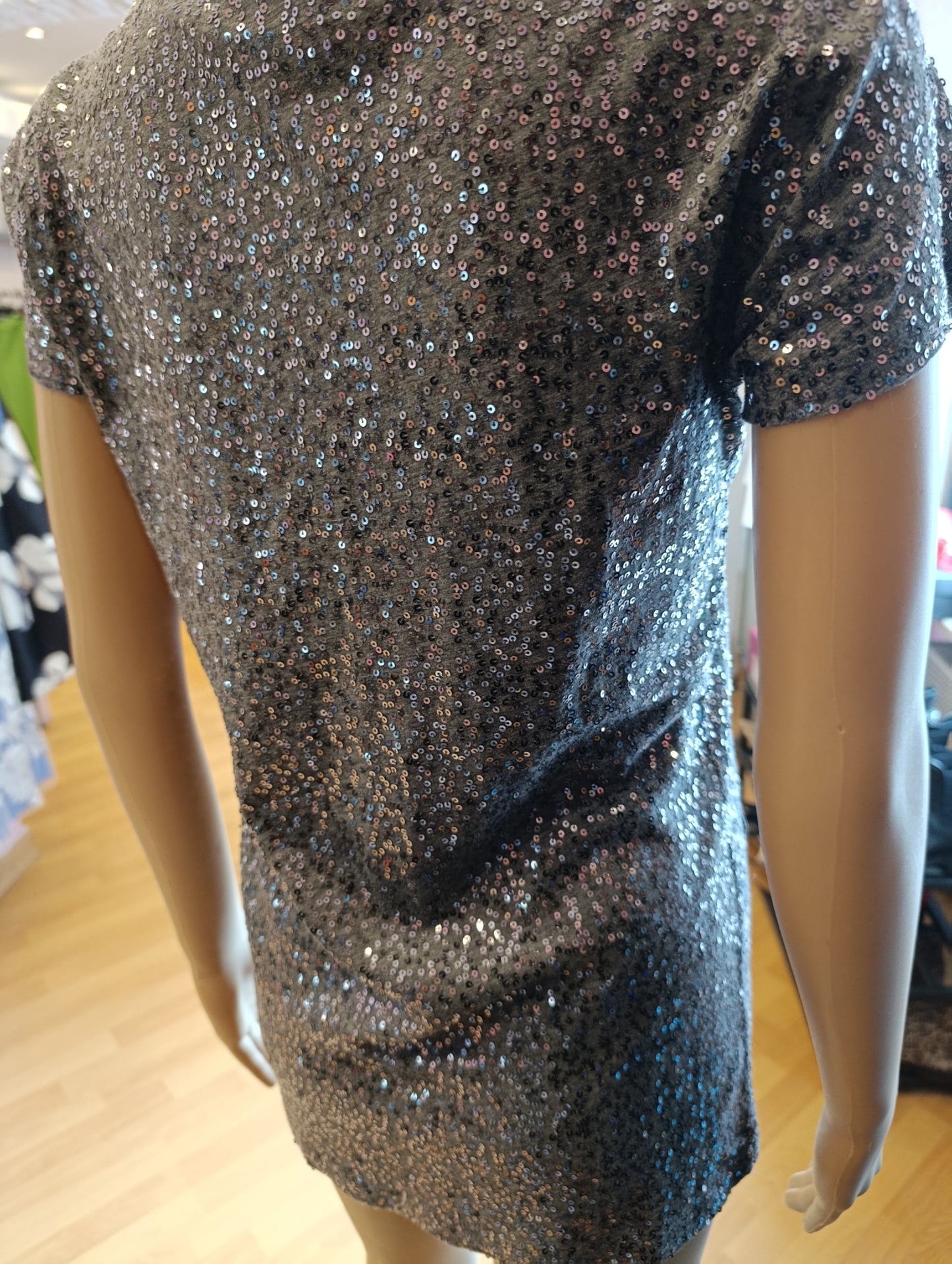 T-shirt DKNY tg M paillettes