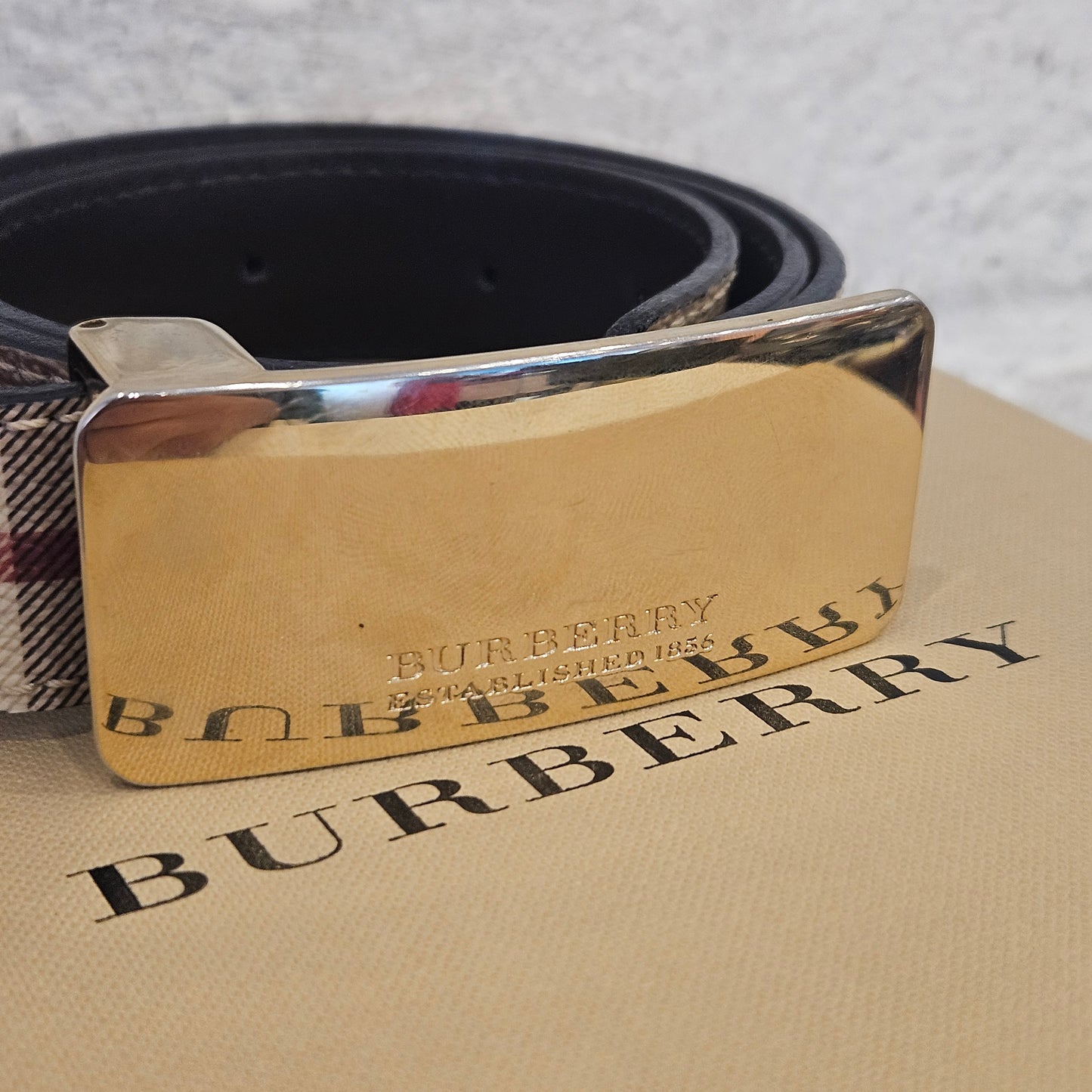 Cintura Burberry tg 75