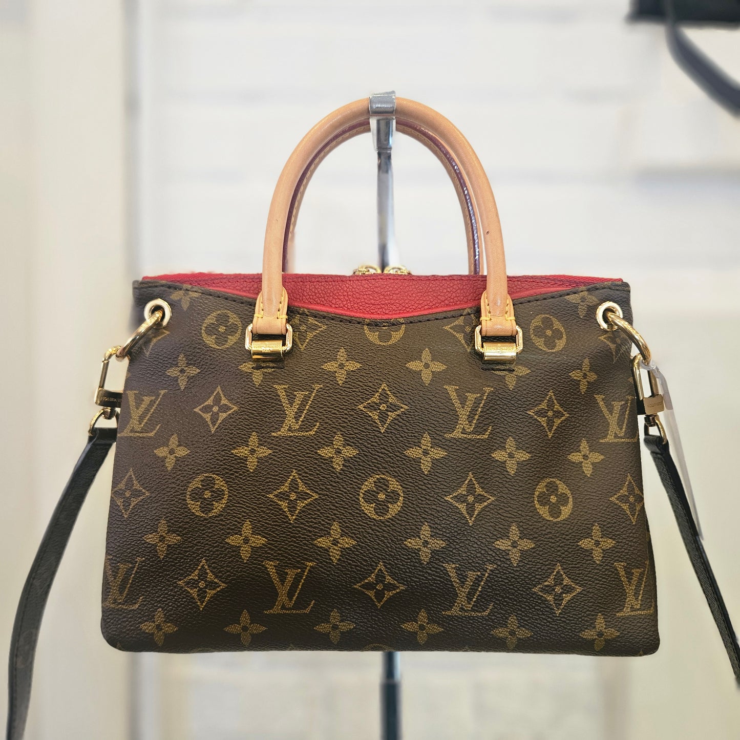 Pallas Tote Louis Vuitton