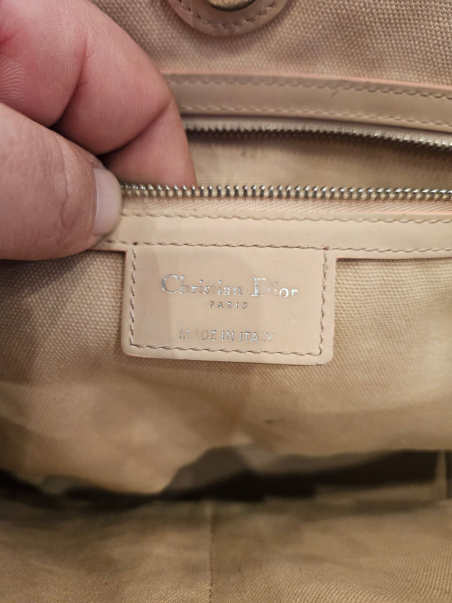Borsa Dior riverniciata