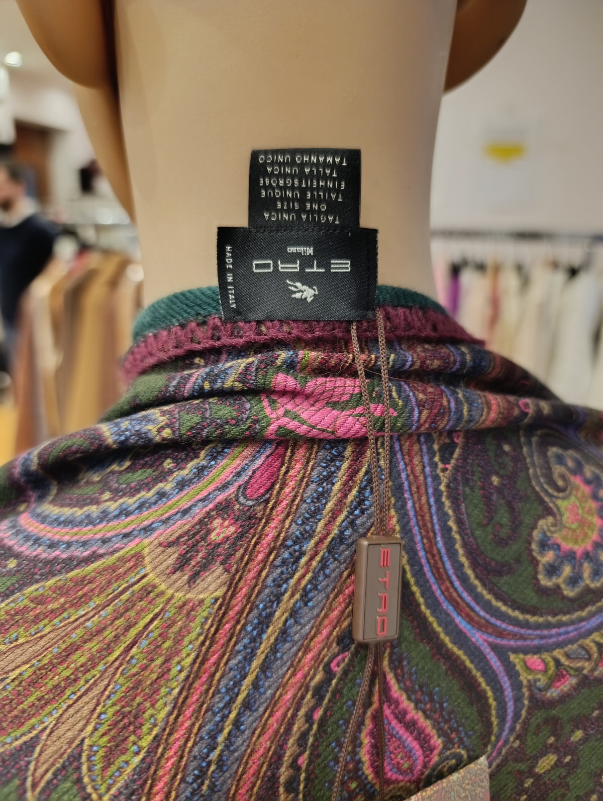 Cappa Etro nuova con cartellino