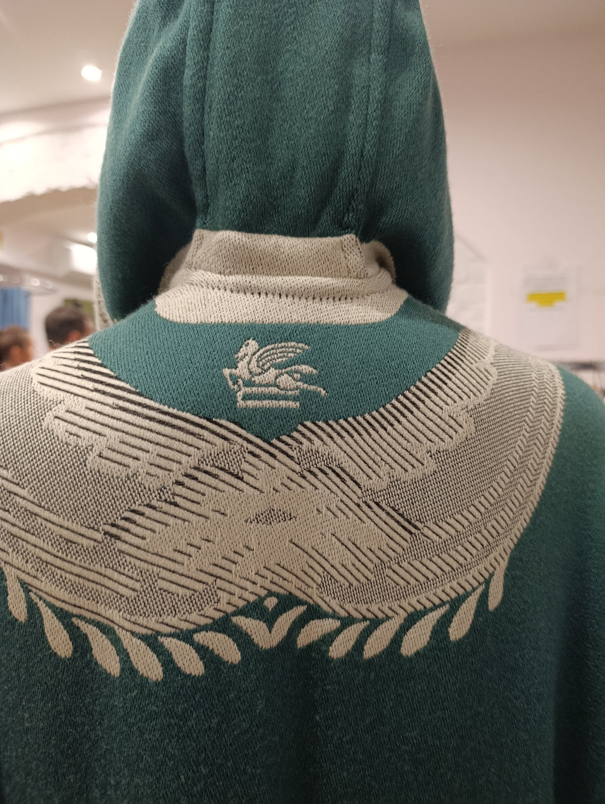 Cappa Etro colorazione verde nuova con cartellino