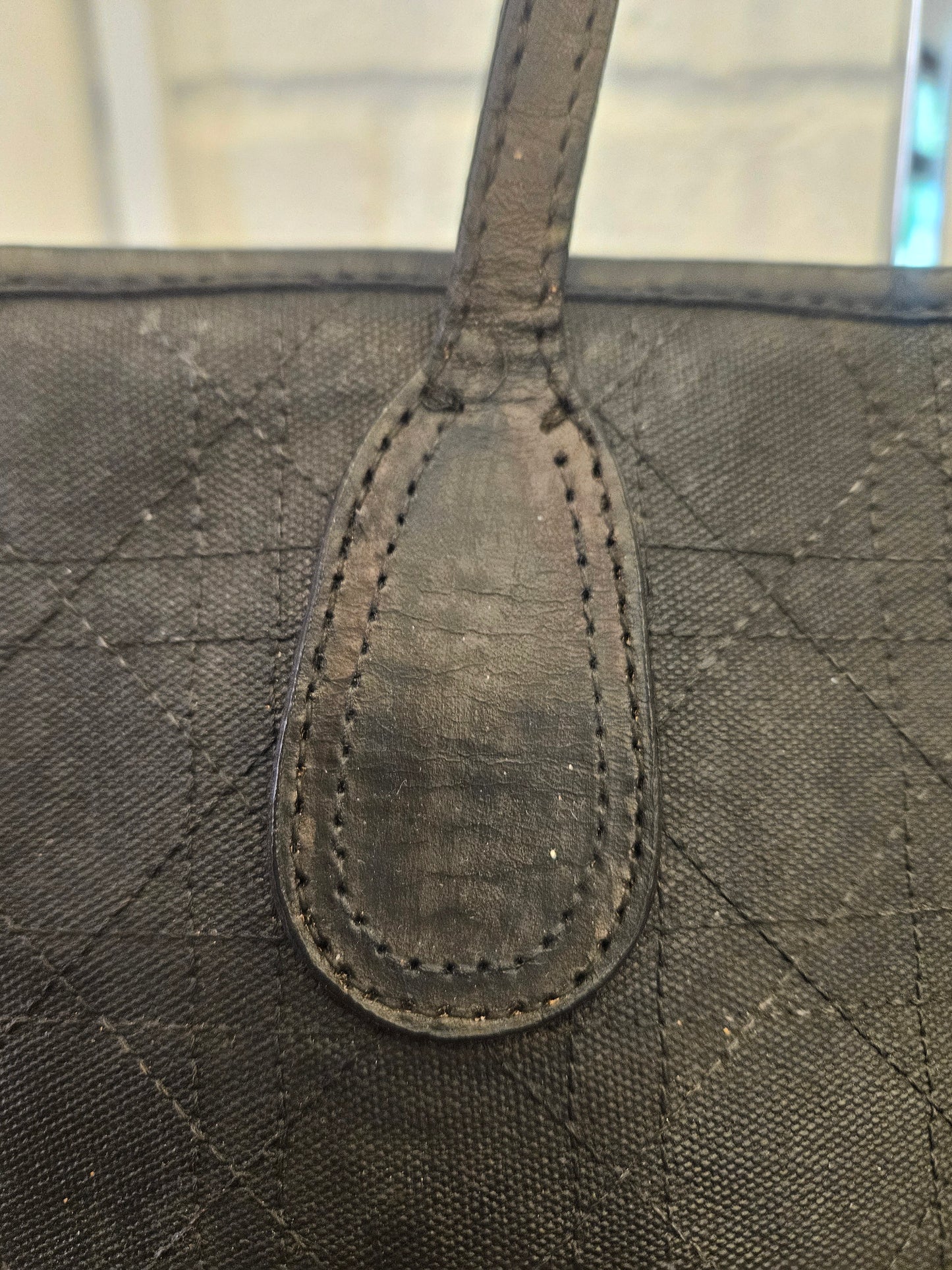 Borsa Dior riverniciata