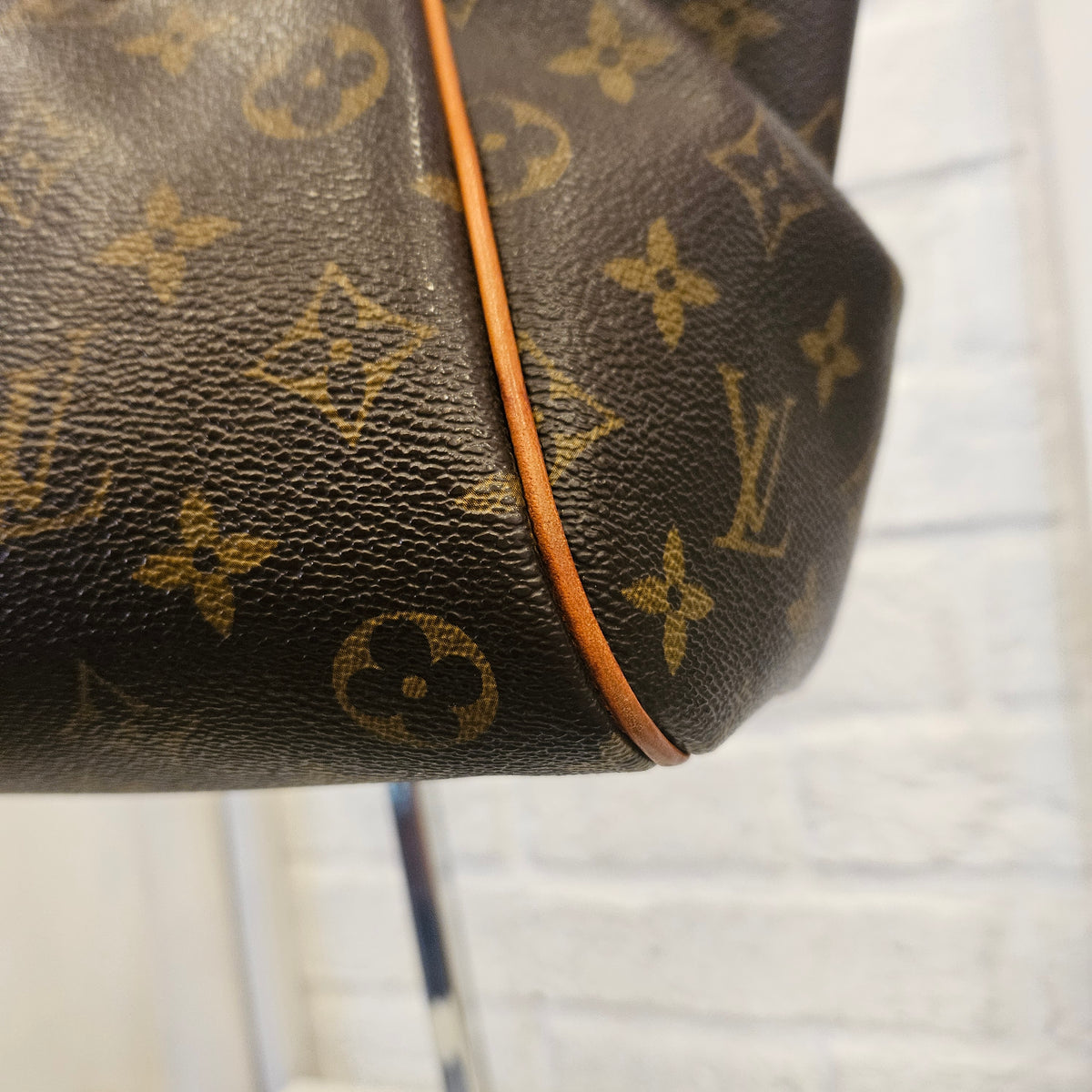 Tivoli Louis Vuitton