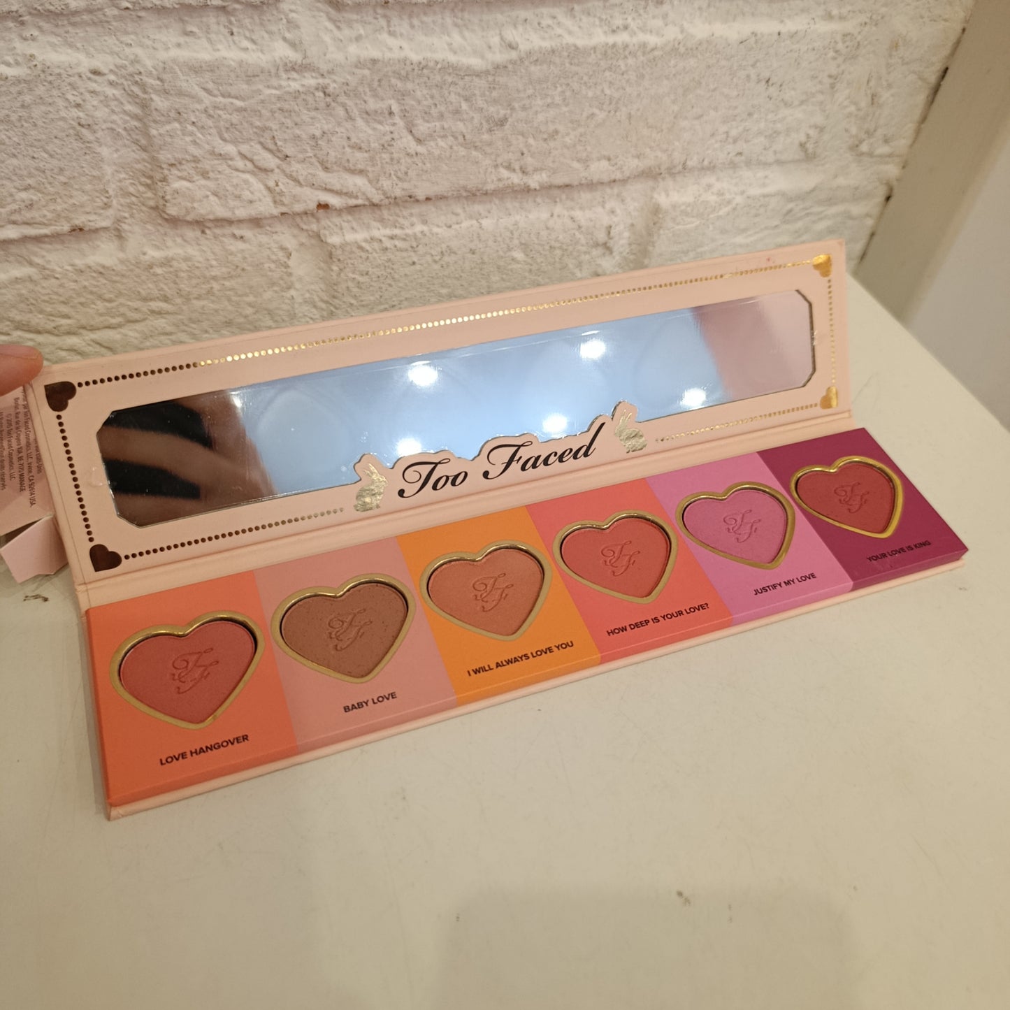 Palette blush Too Faced love flush