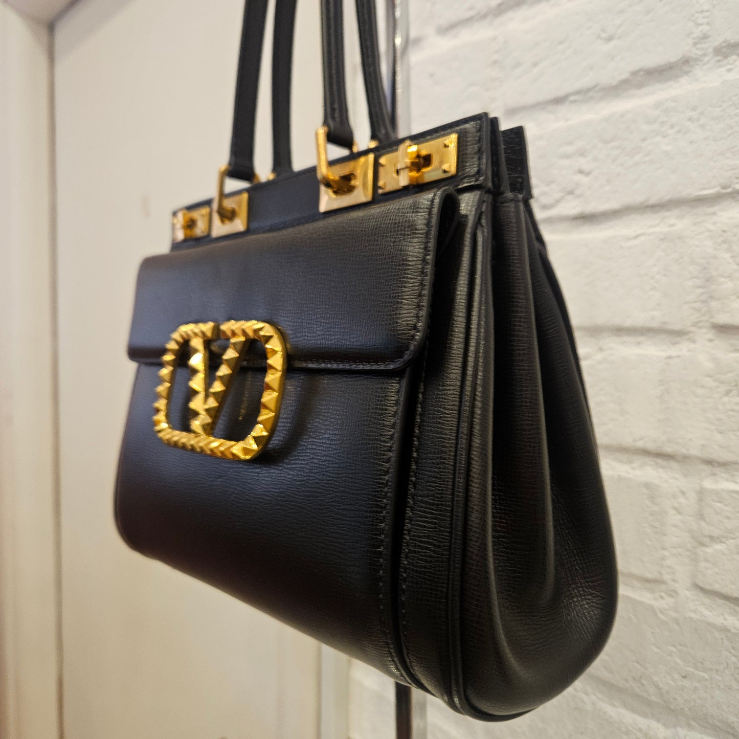 Valentino Alcove Rockstud