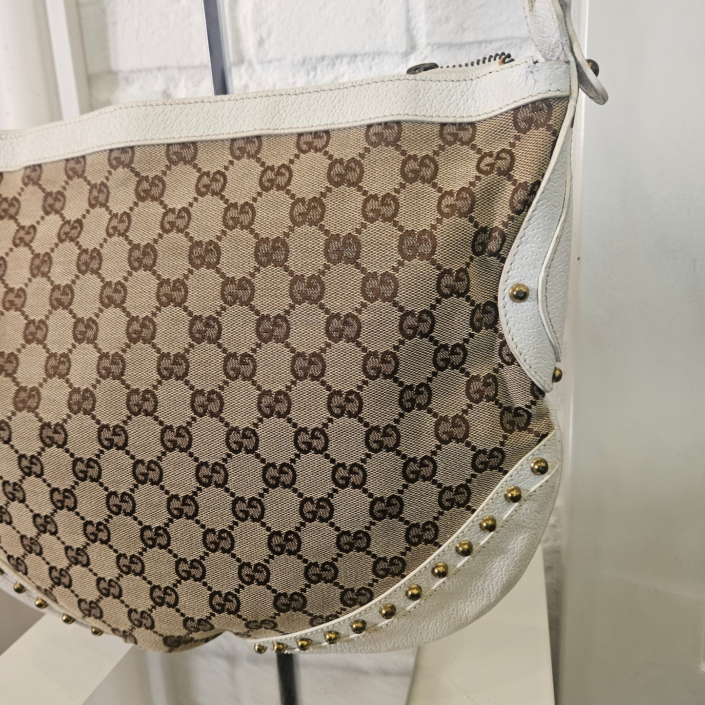 Borsa Gucci borchiata