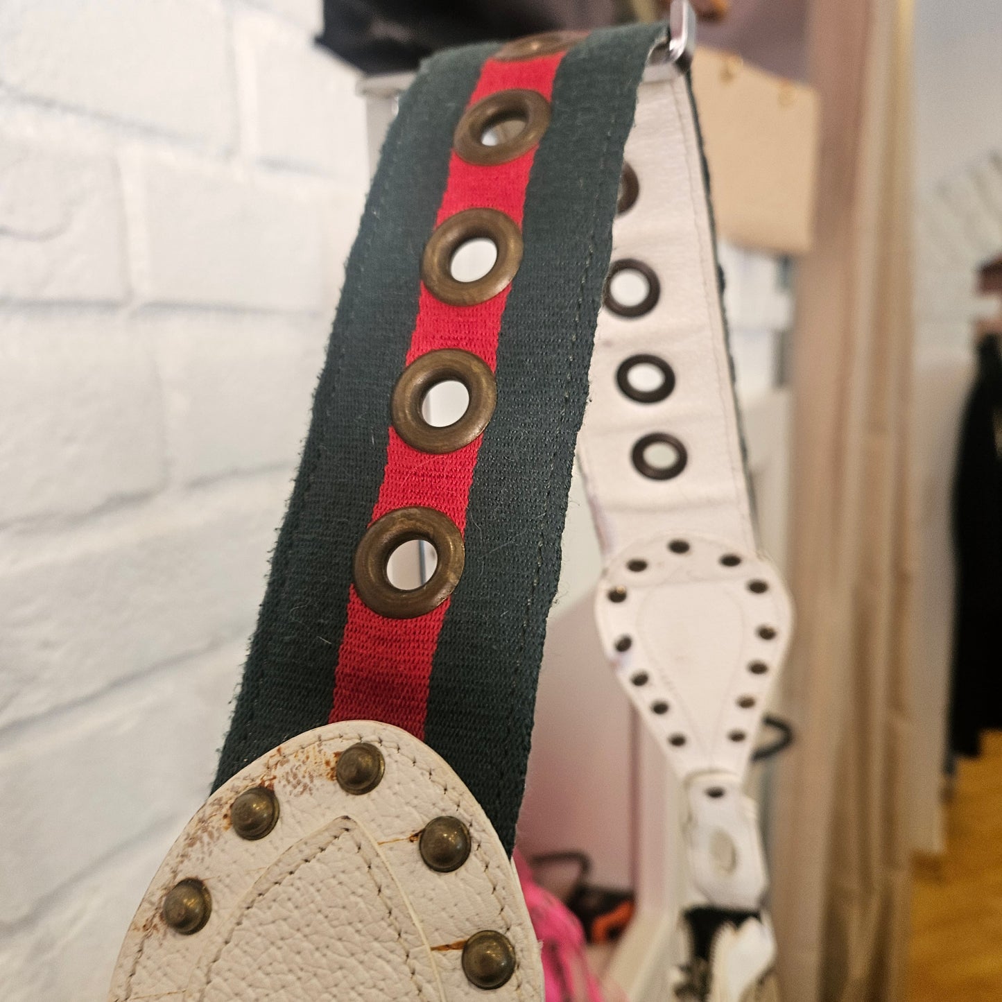 Borsa Gucci borchiata