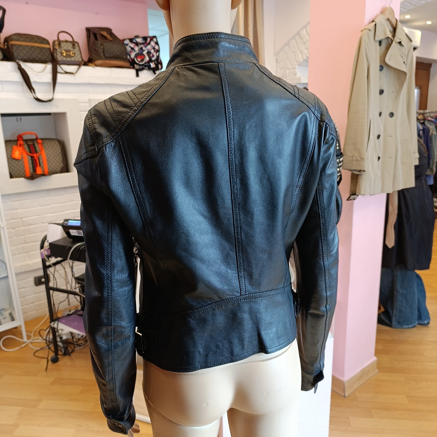 Giacca in pelle Bayside tg 44 ristretta