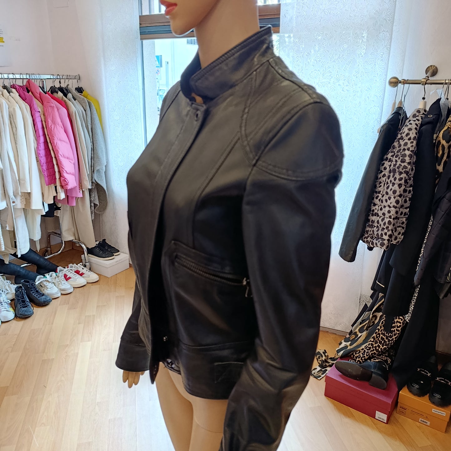 Giacca in pelle Bayside tg 44 ristretta