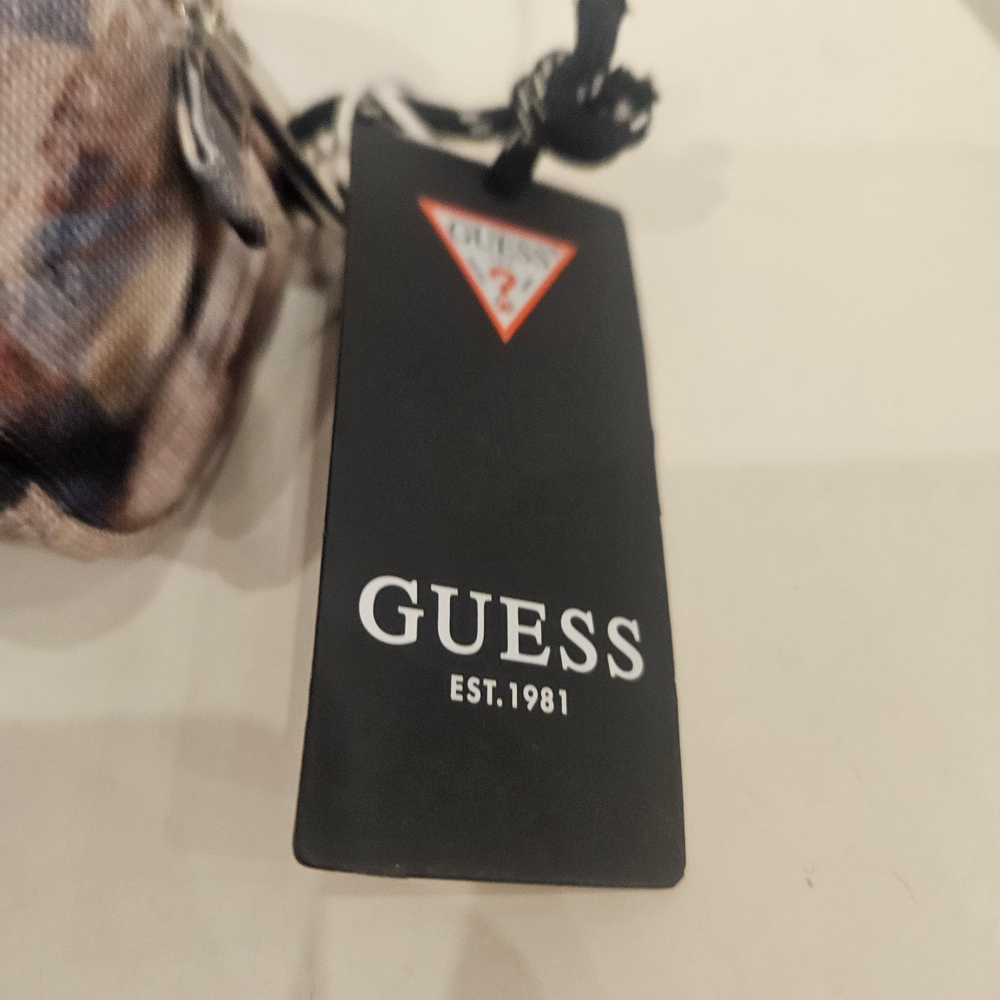 Astuccio Guess