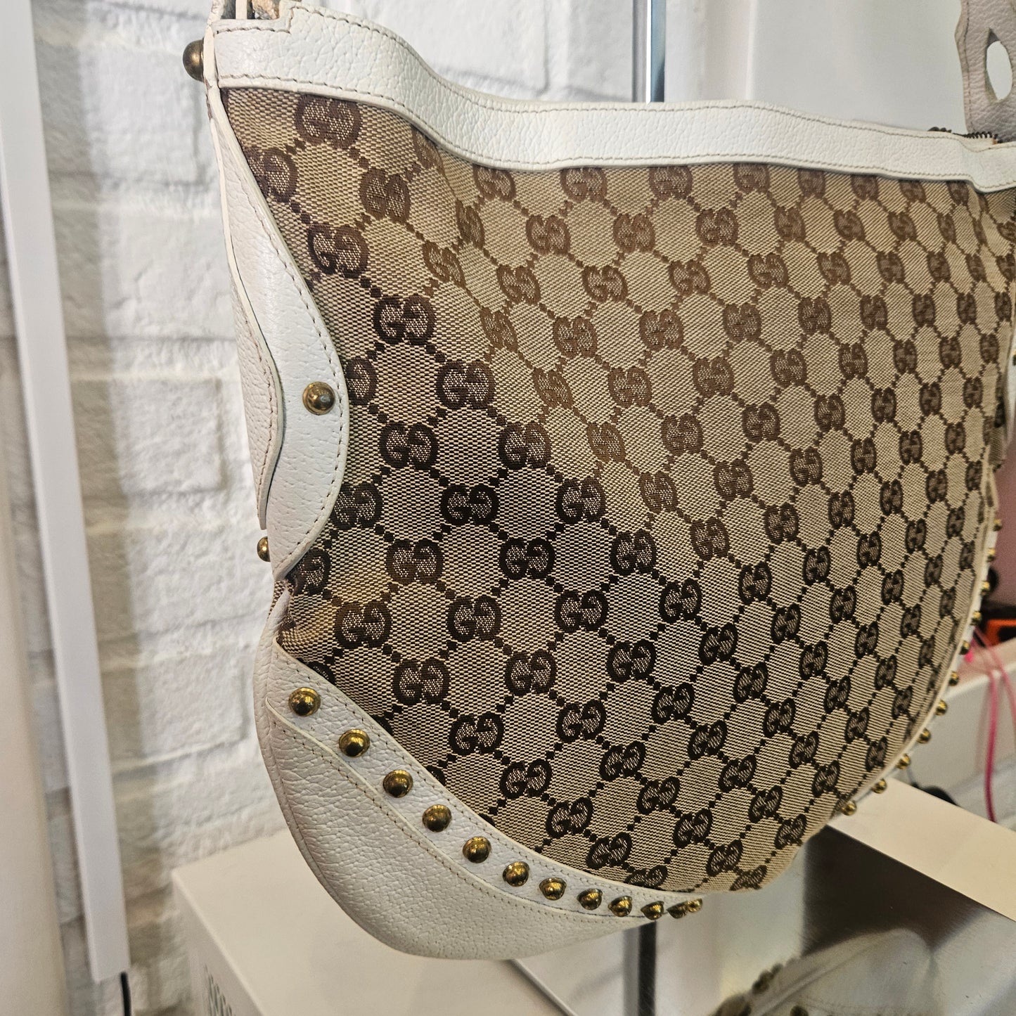 Borsa Gucci borchiata