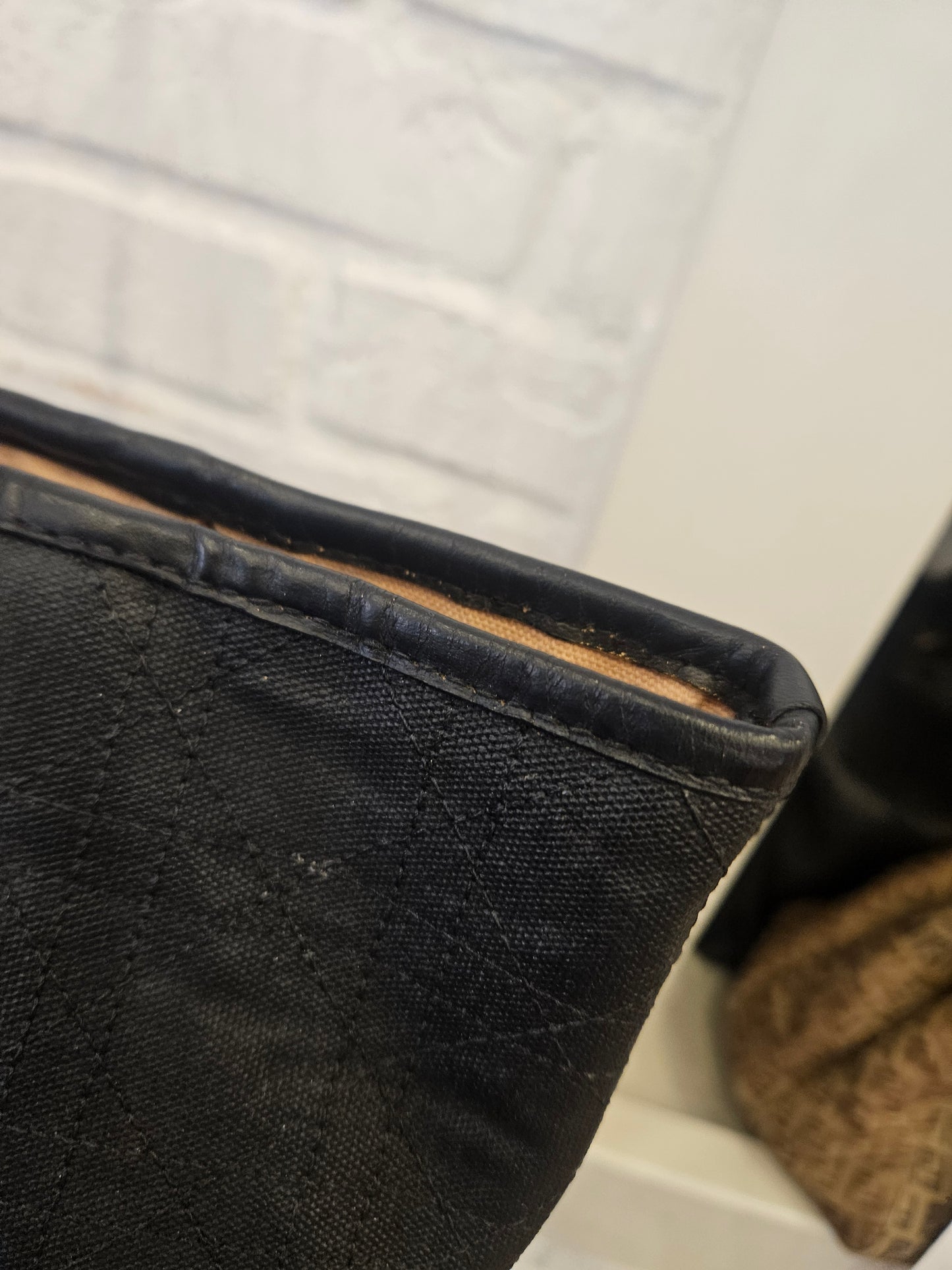 Borsa Dior riverniciata