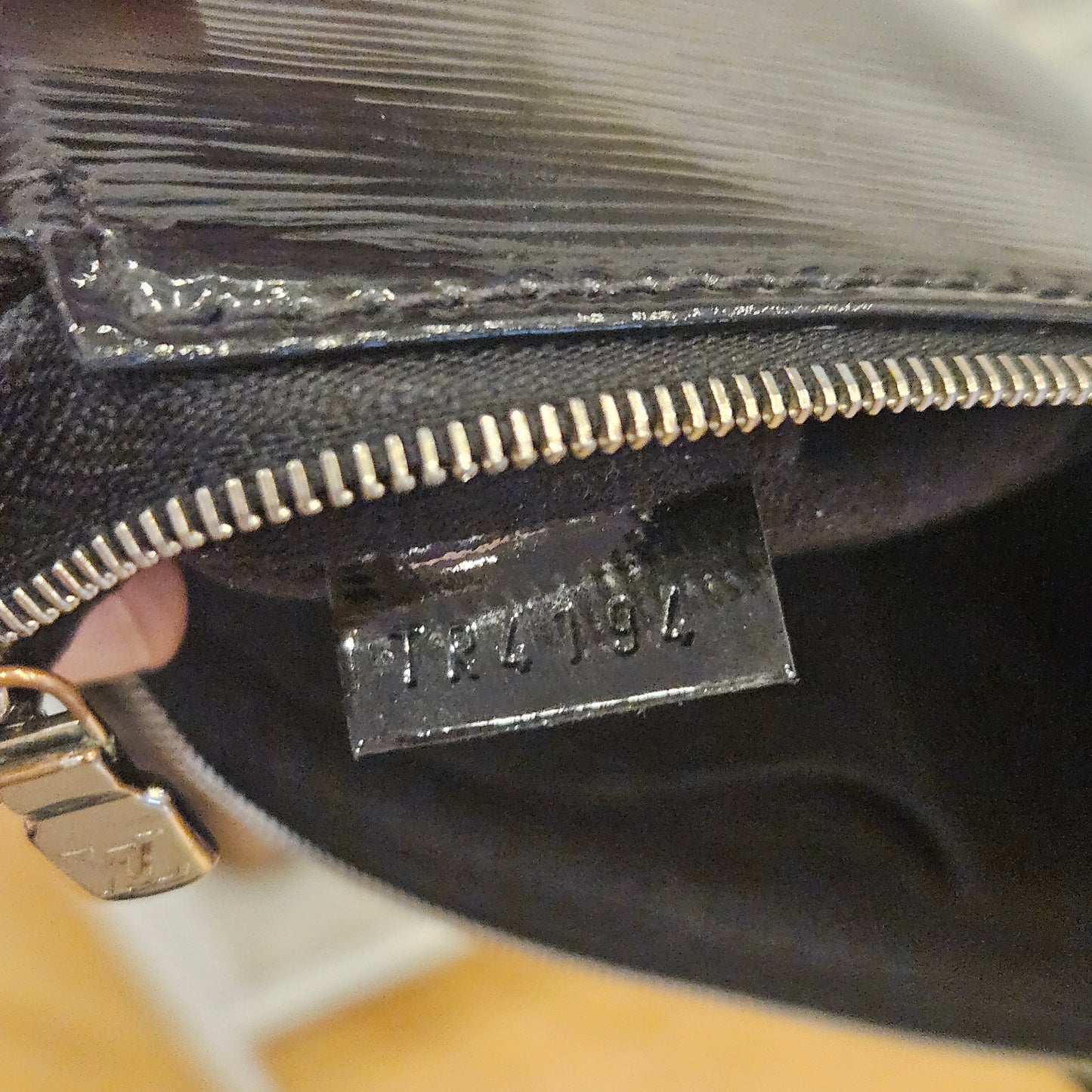 Pochette multi accessoires