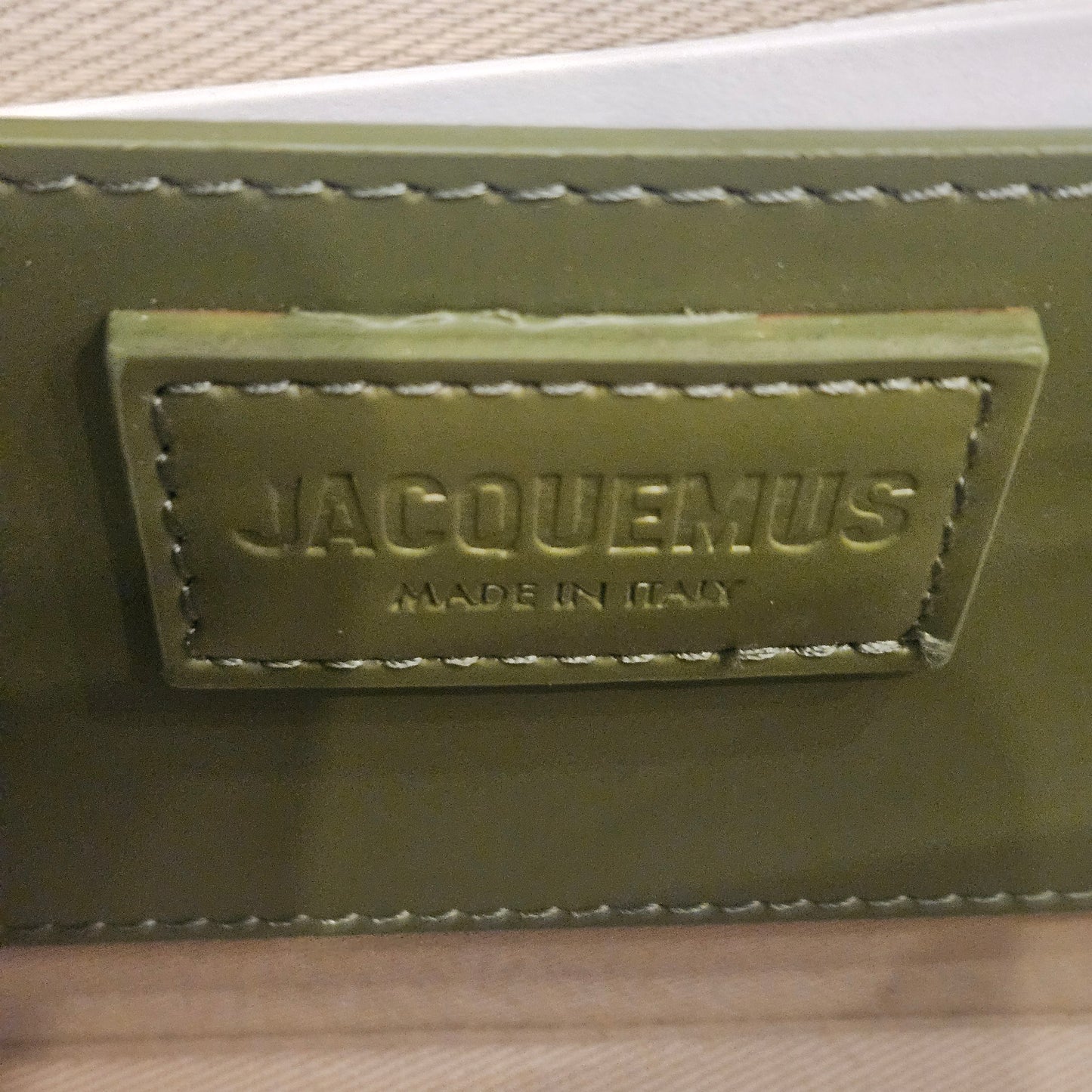 Jacquemus Le Bambino