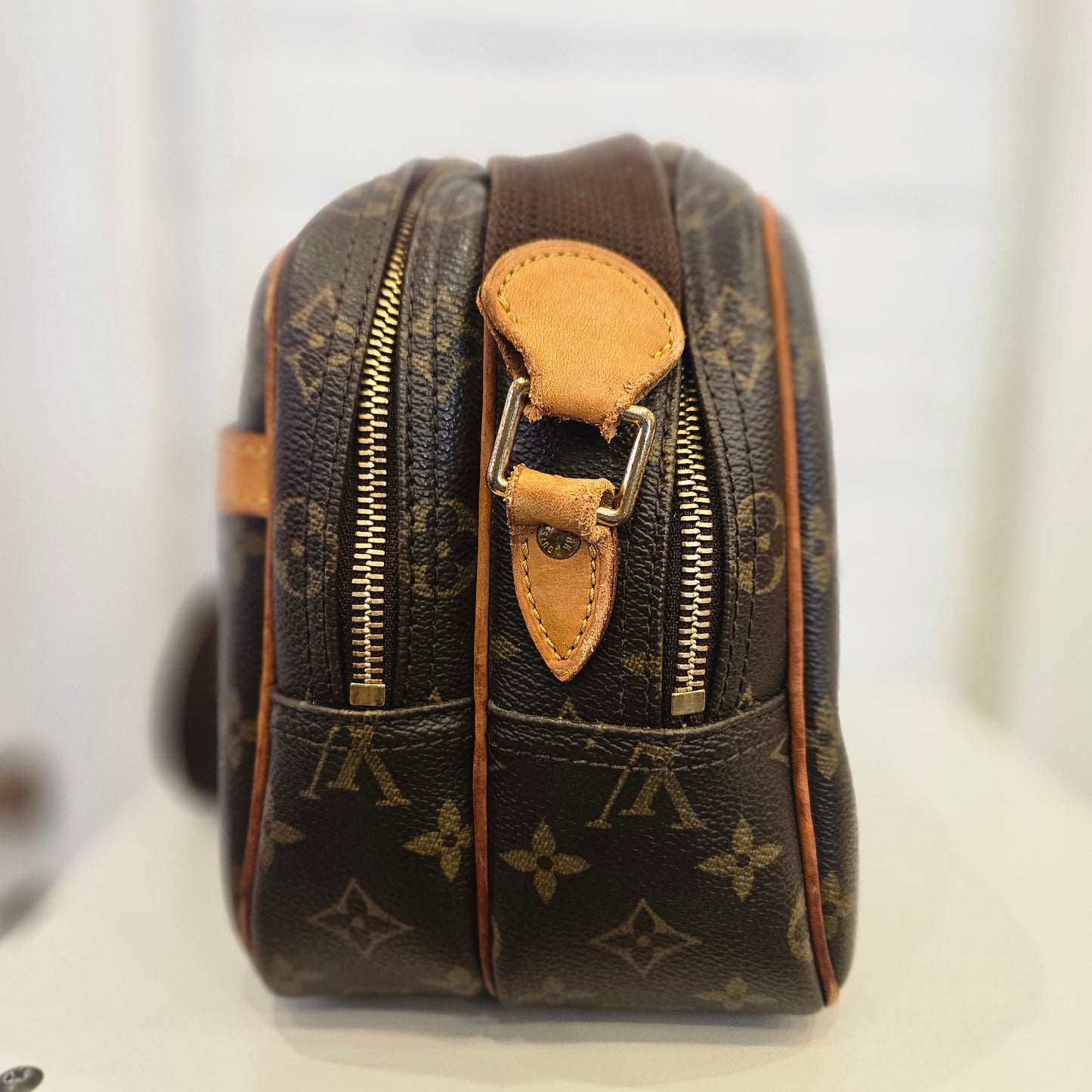 Reporter Louis Vuitton (2004)