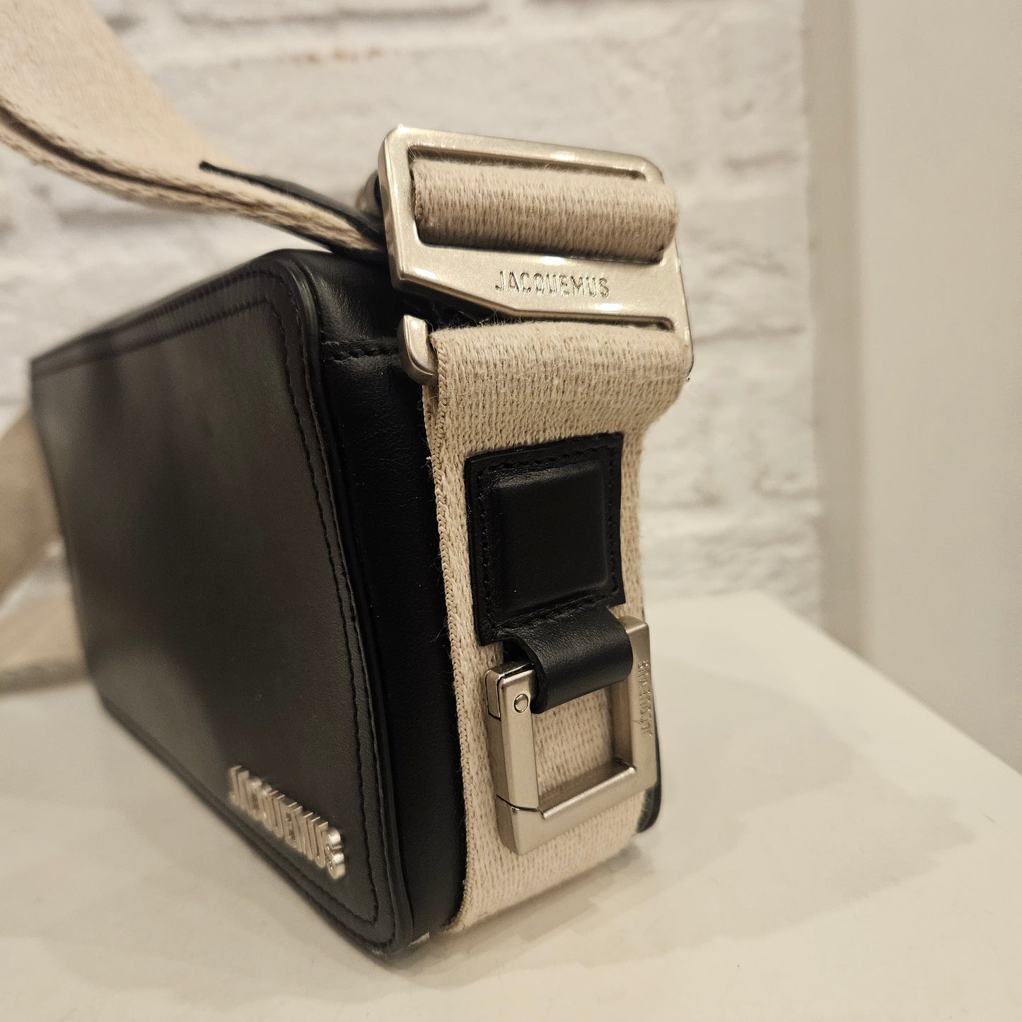 Tracollina Jacquemus